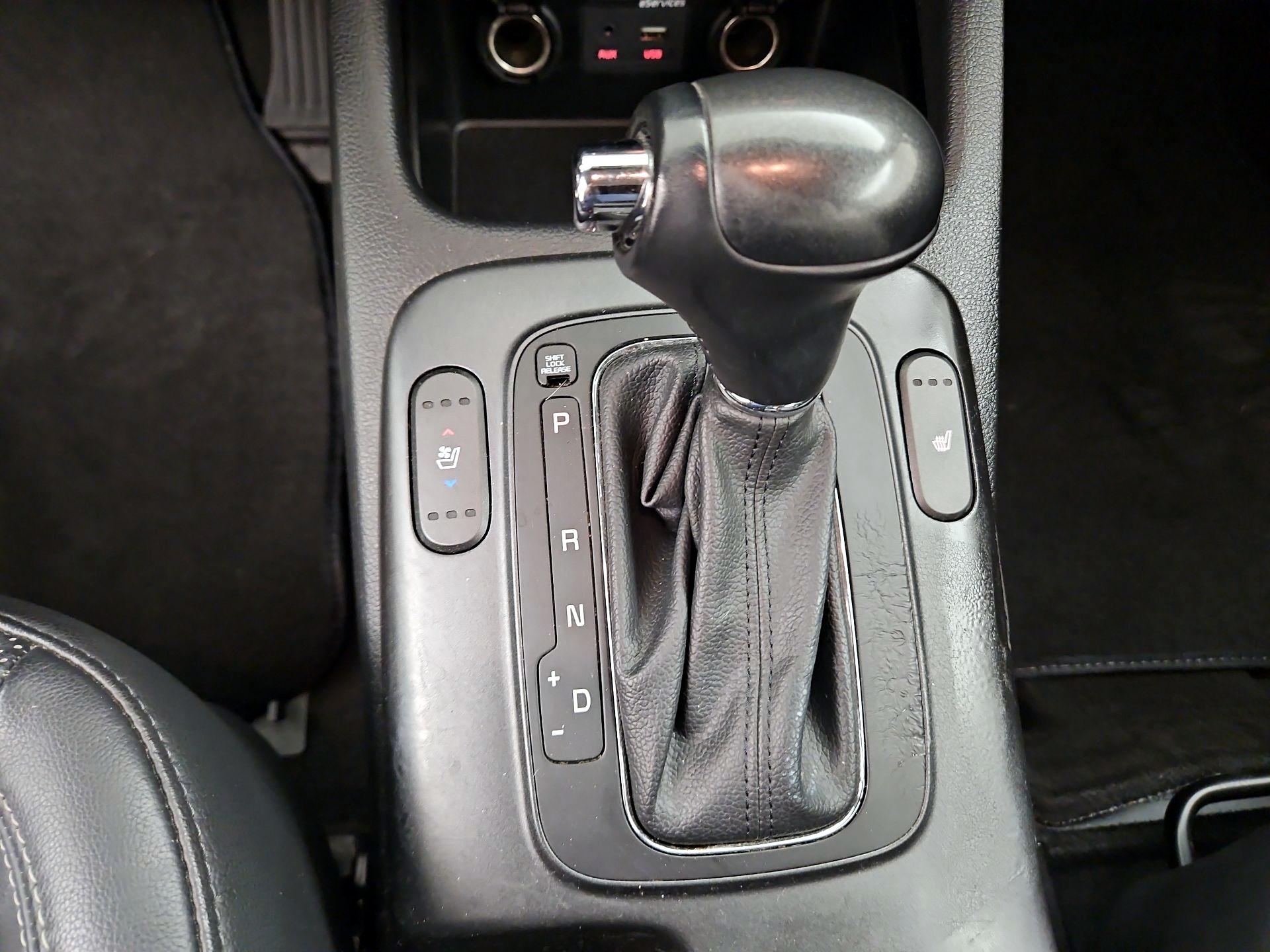 Thumbnail: 2016 Kia Forte - 18