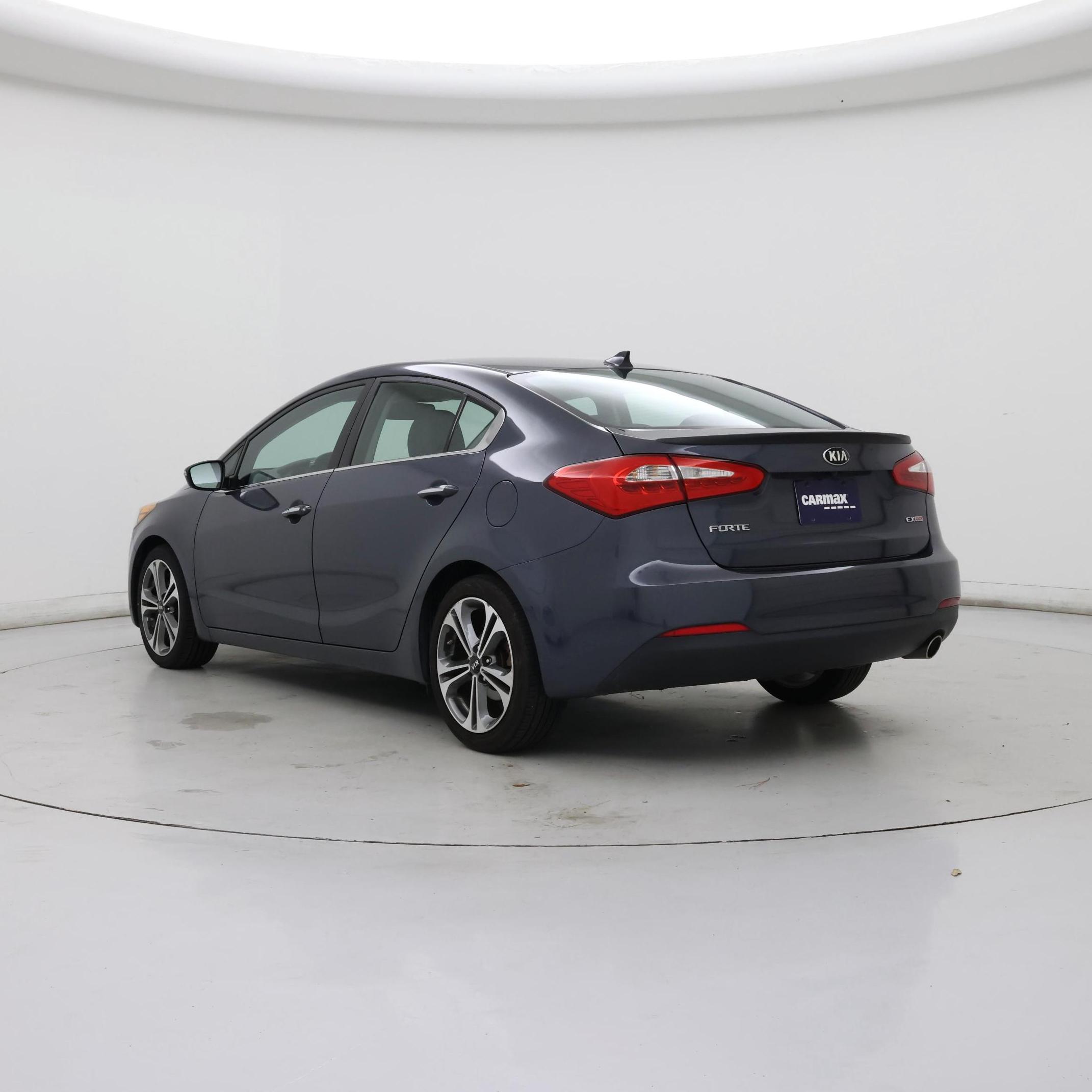 Thumbnail: 2016 Kia Forte - 2