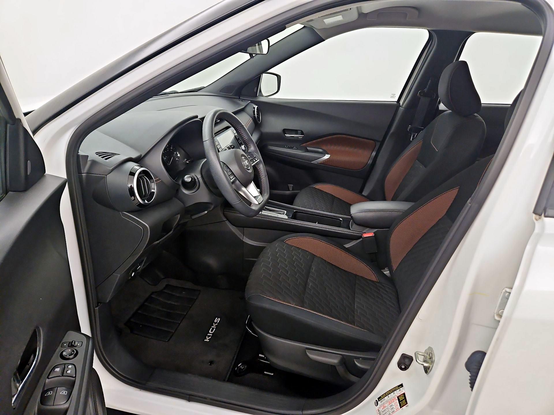 Thumbnail: 2021 Nissan Kicks - 11
