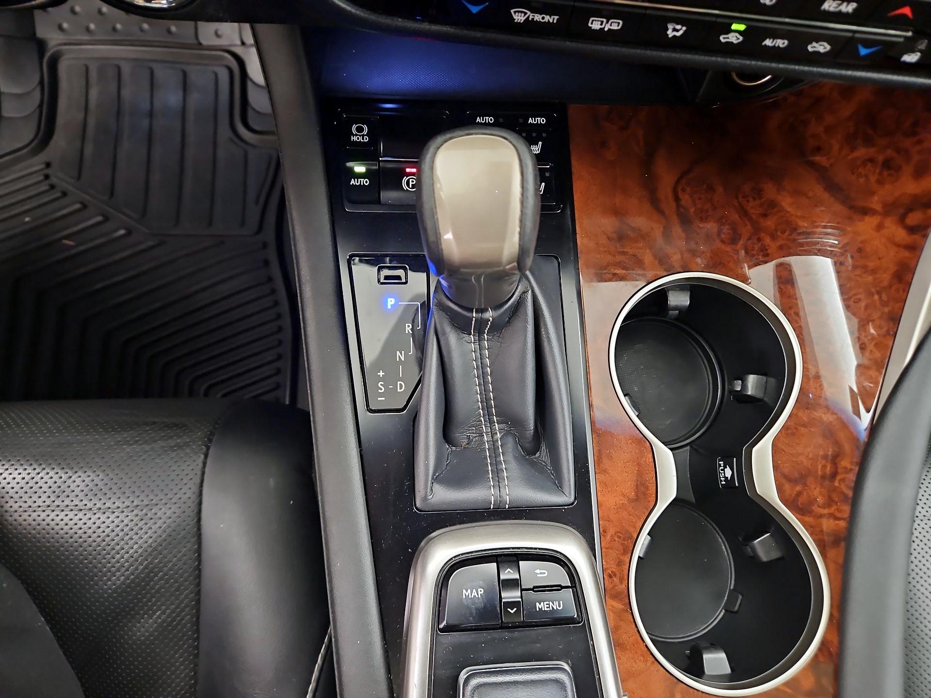Thumbnail: 2019 Lexus RX - 18