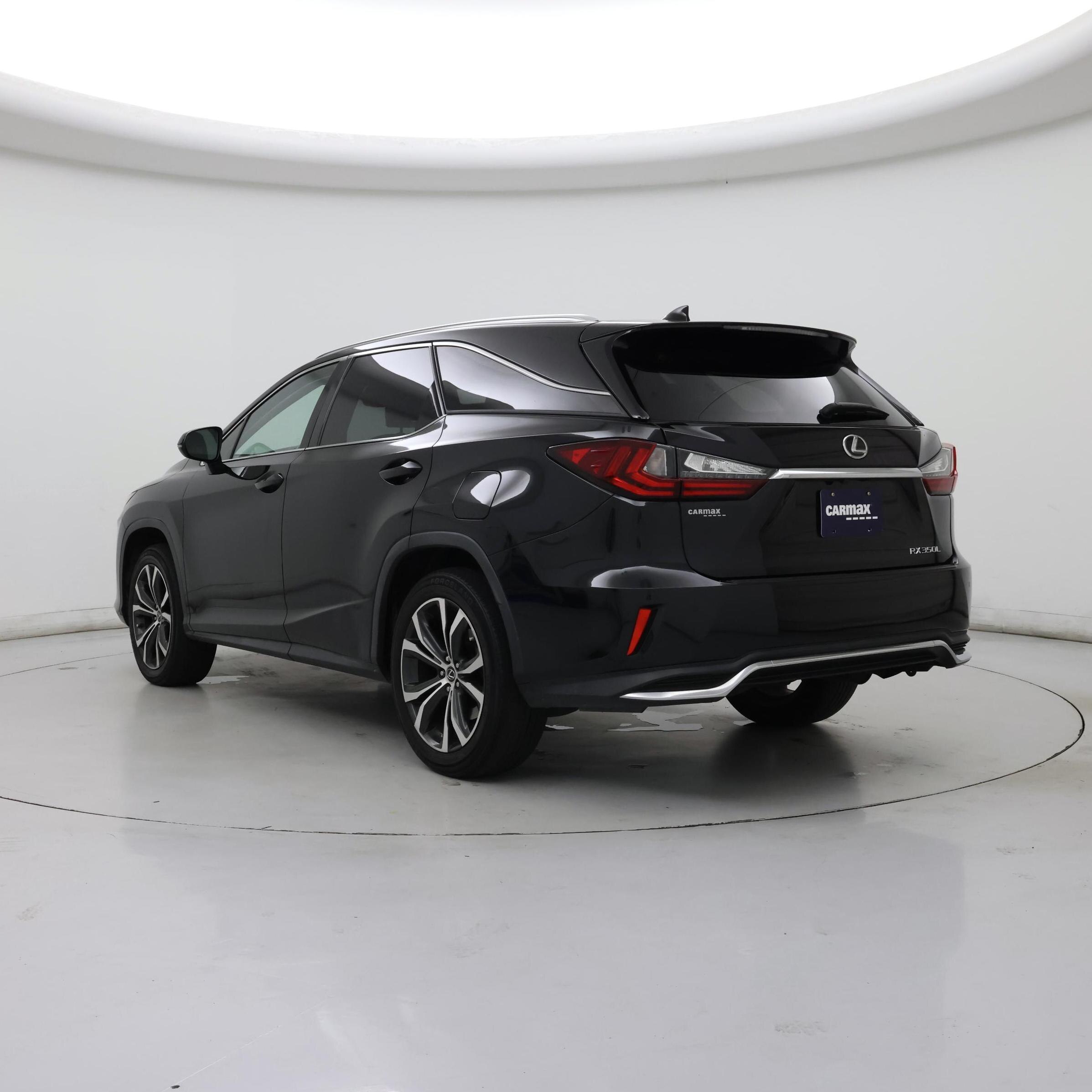 Thumbnail: 2019 Lexus RX - 2