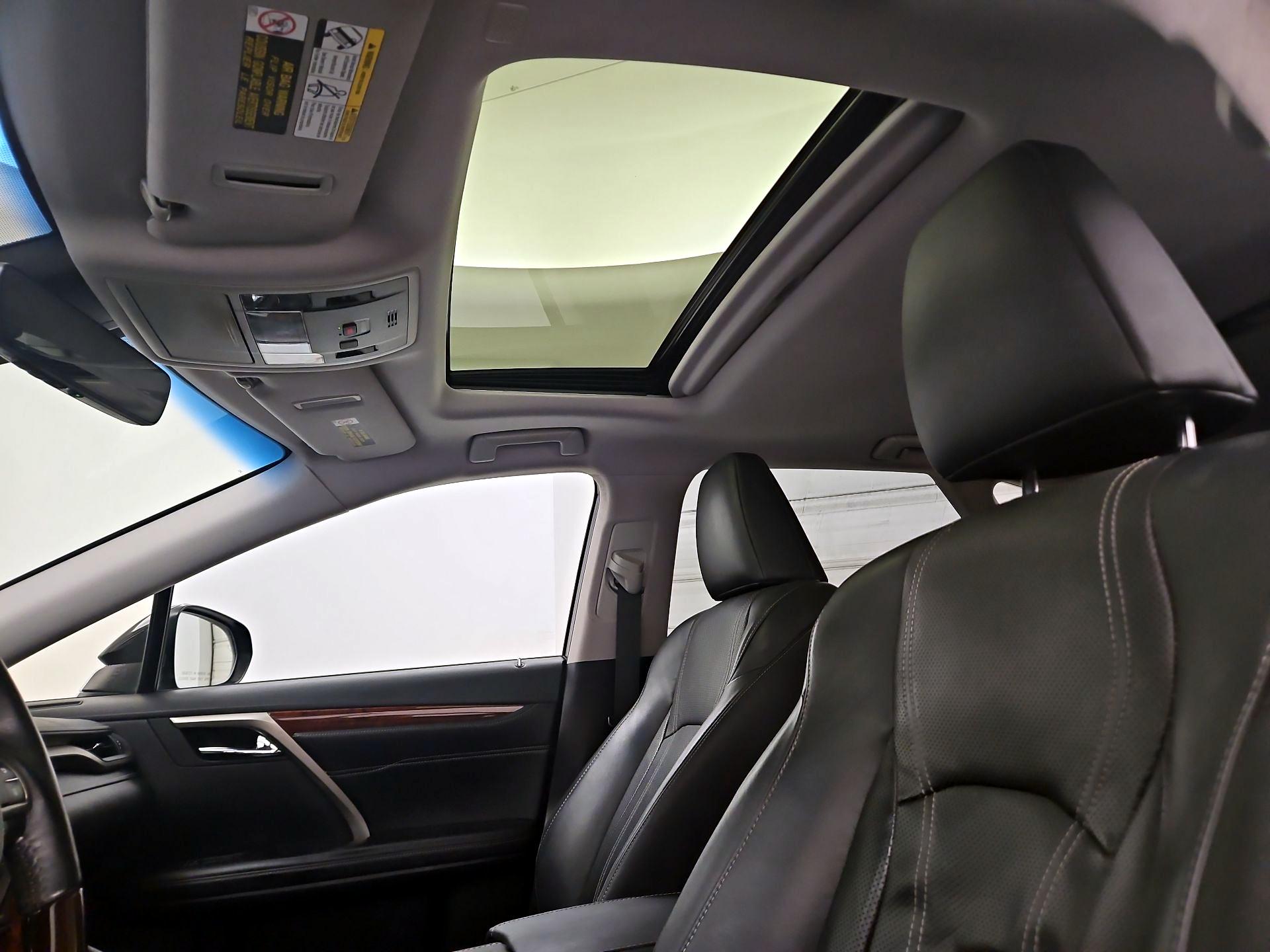 Thumbnail: 2019 Lexus RX - 20