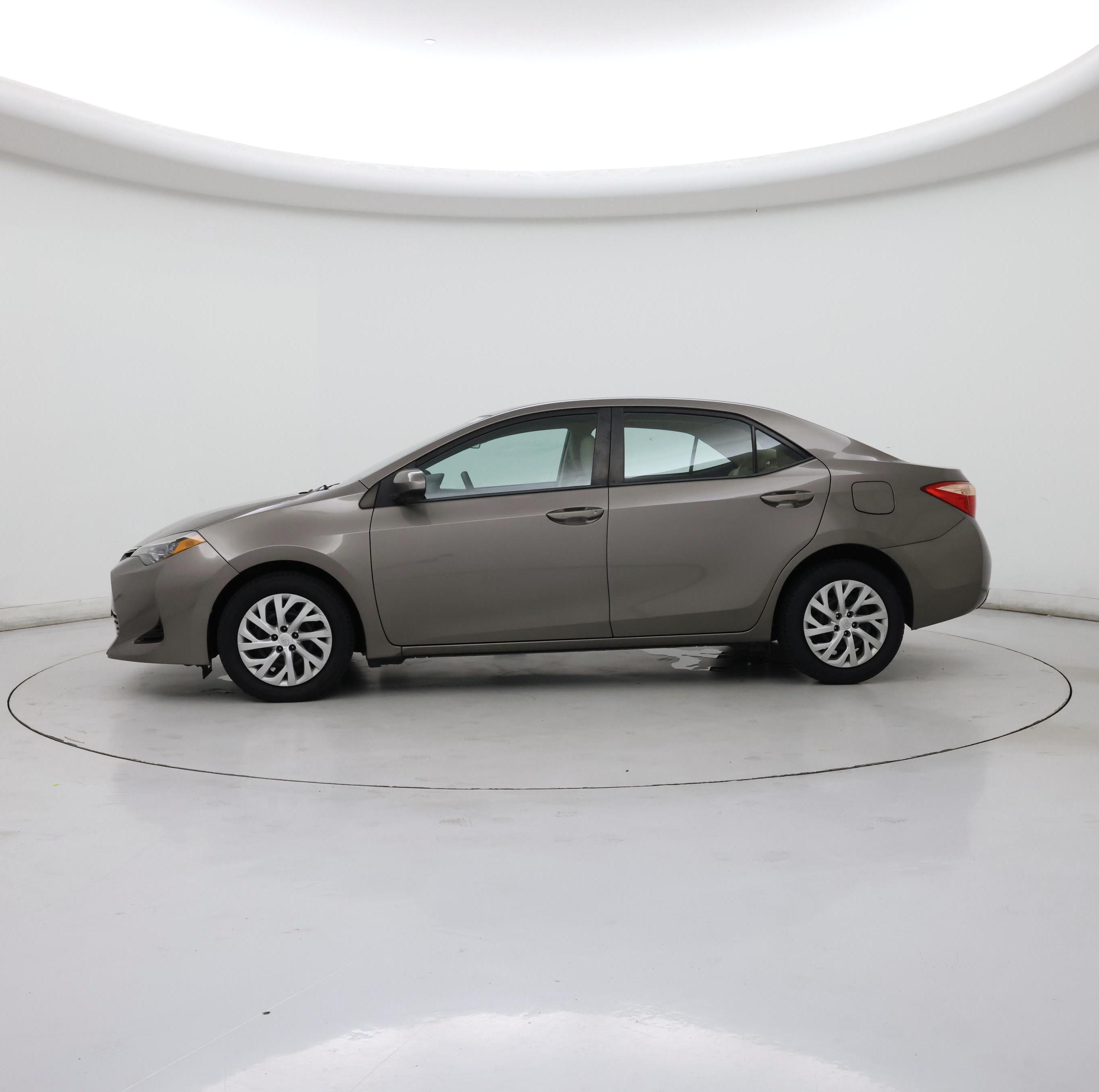 Thumbnail: 2019 Toyota Corolla - 3