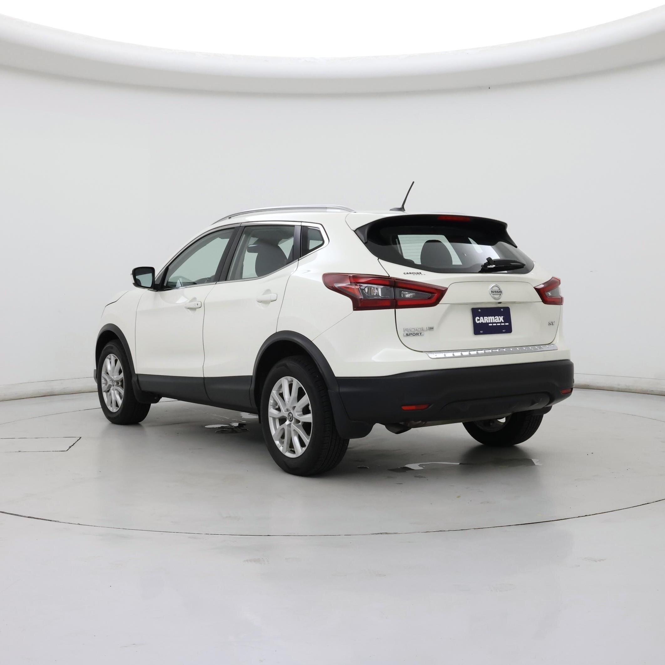 Thumbnail: 2021 Nissan Rogue Sport - 2