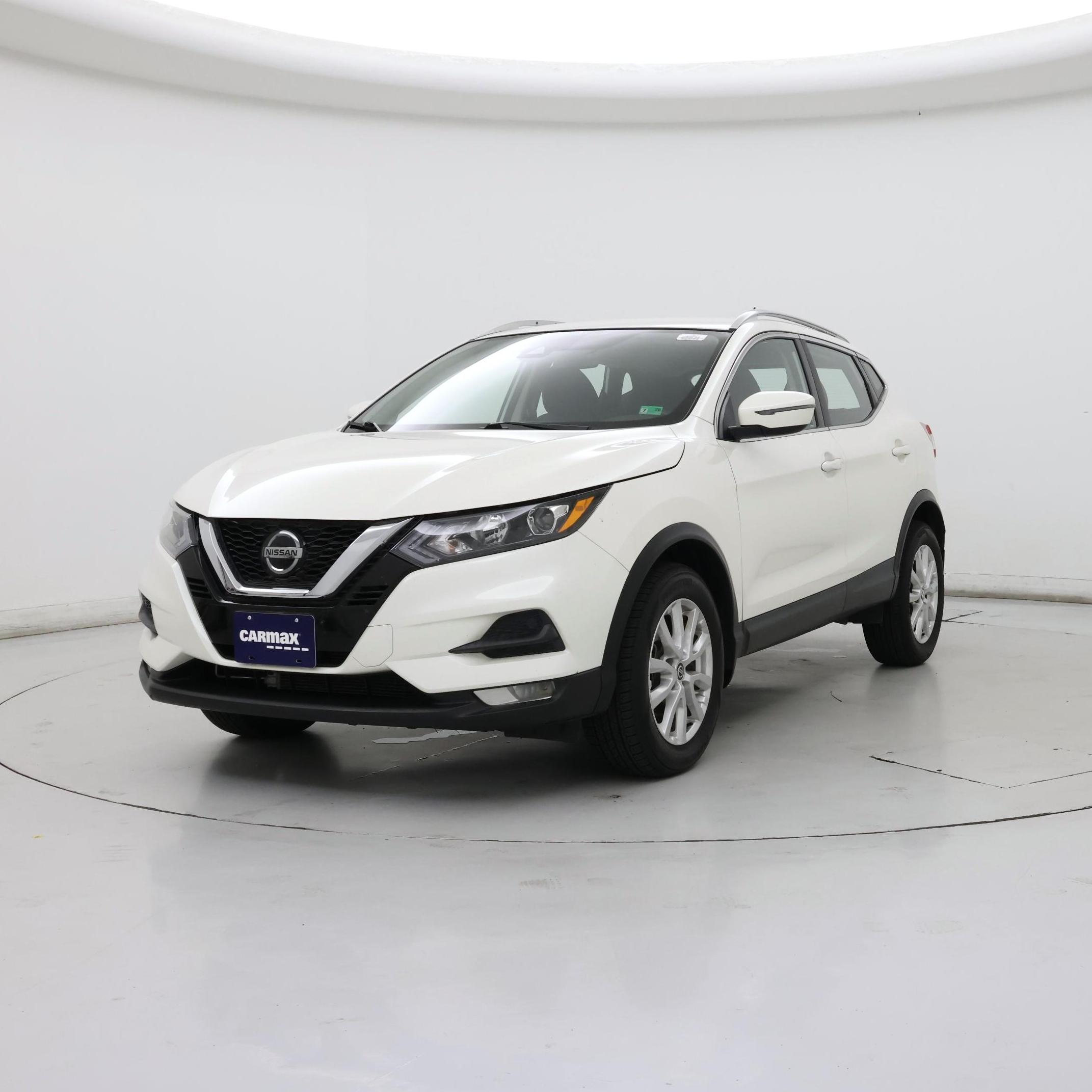 Thumbnail: 2021 Nissan Rogue Sport - 4