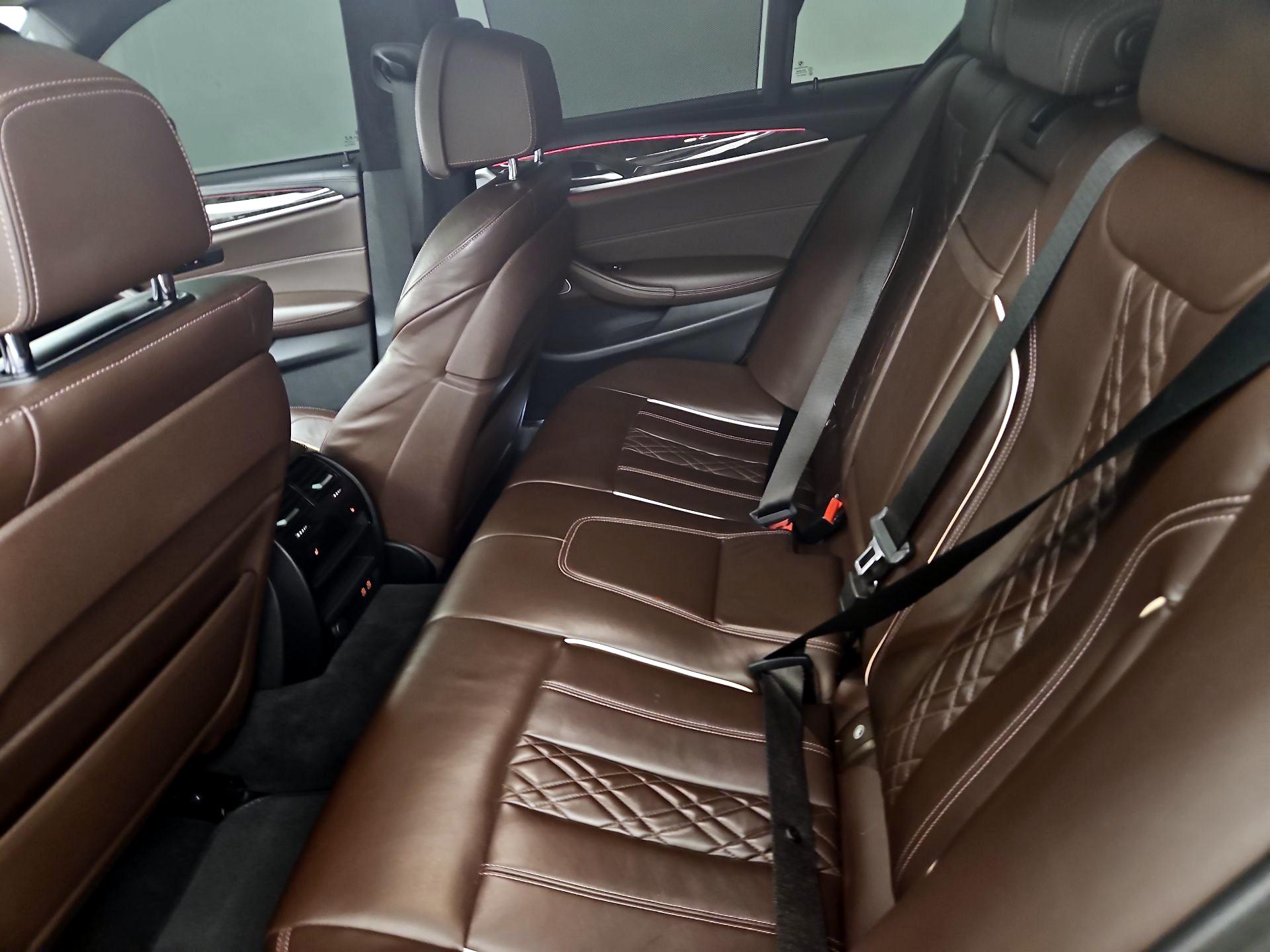 Thumbnail: 2021 BMW 5 Series - 20