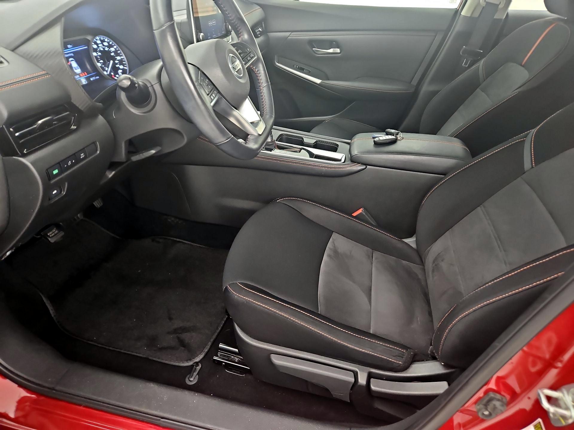 Thumbnail: 2020 Nissan Sentra - 11