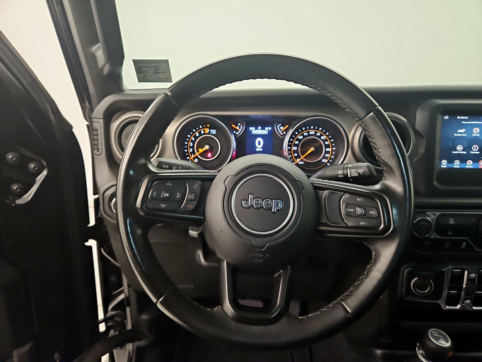 Thumbnail: 2020 Jeep Gladiator - 10