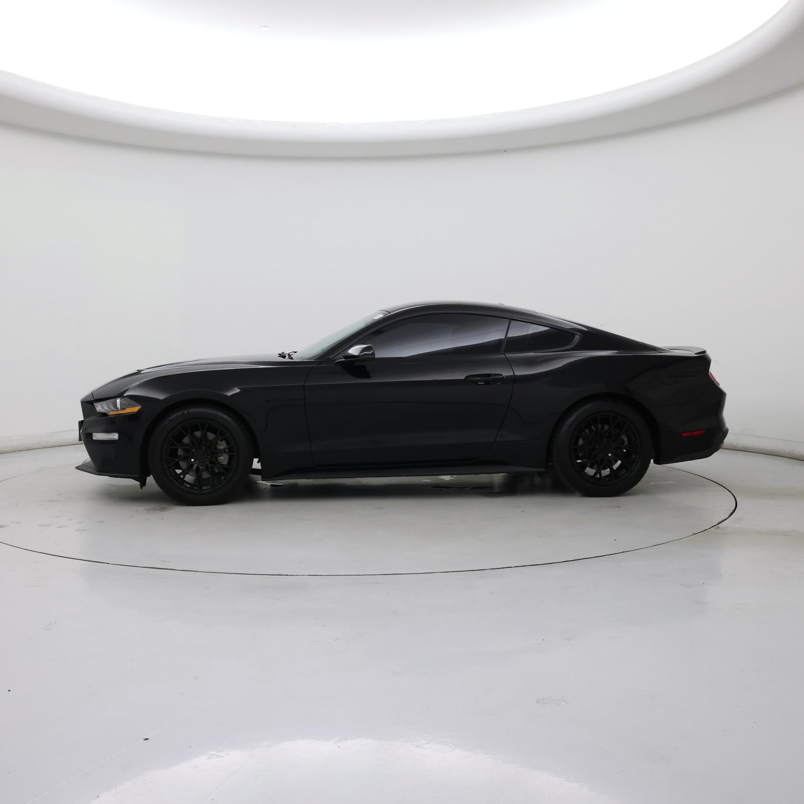 Thumbnail: 2019 Ford Mustang - 3