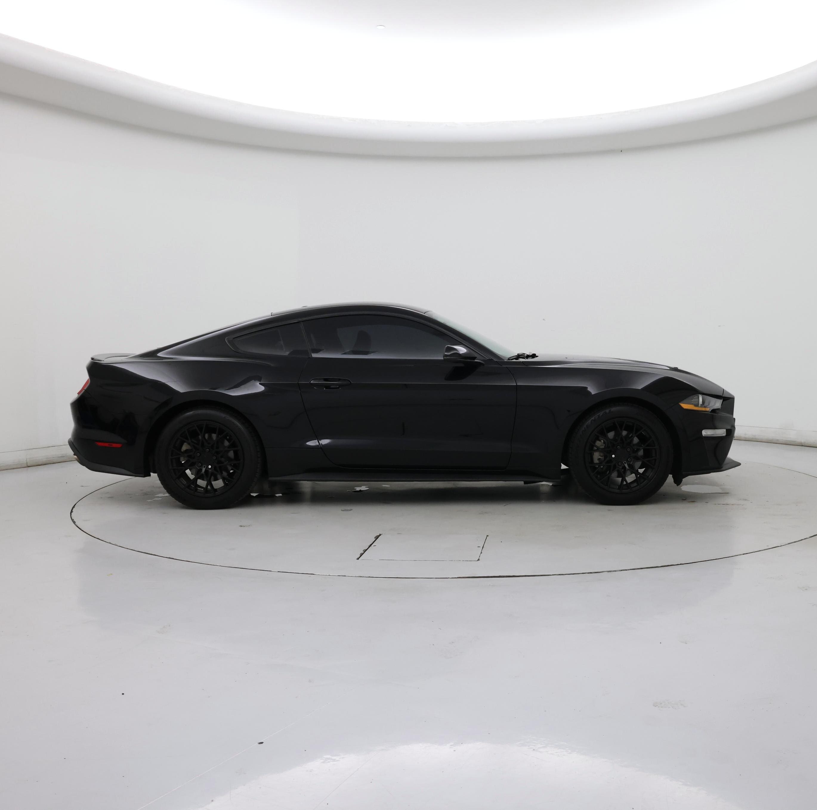 Thumbnail: 2019 Ford Mustang - 7