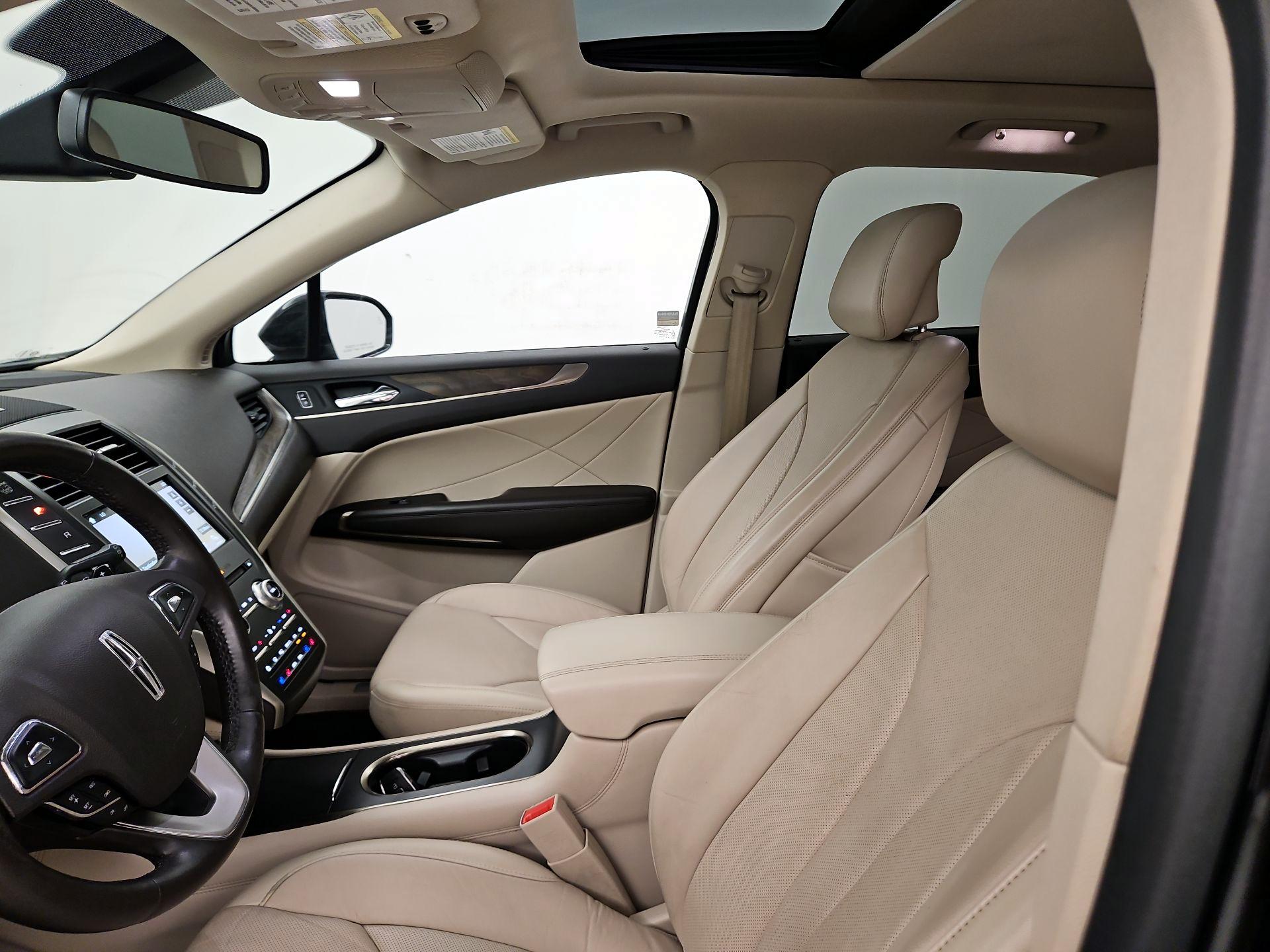 Thumbnail: 2018 Lincoln MKC - 11
