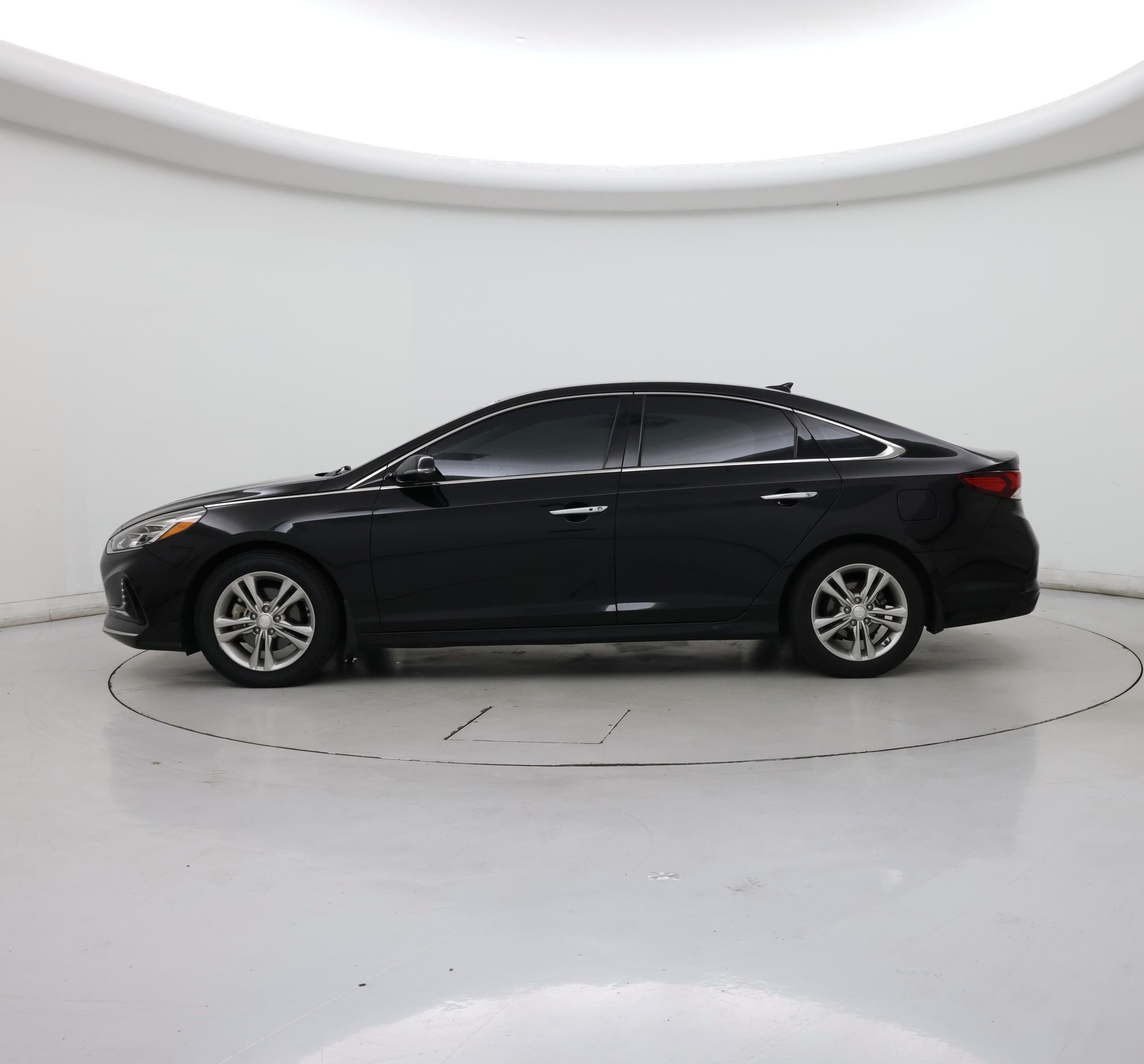 Thumbnail: 2018 Hyundai Sonata - 3