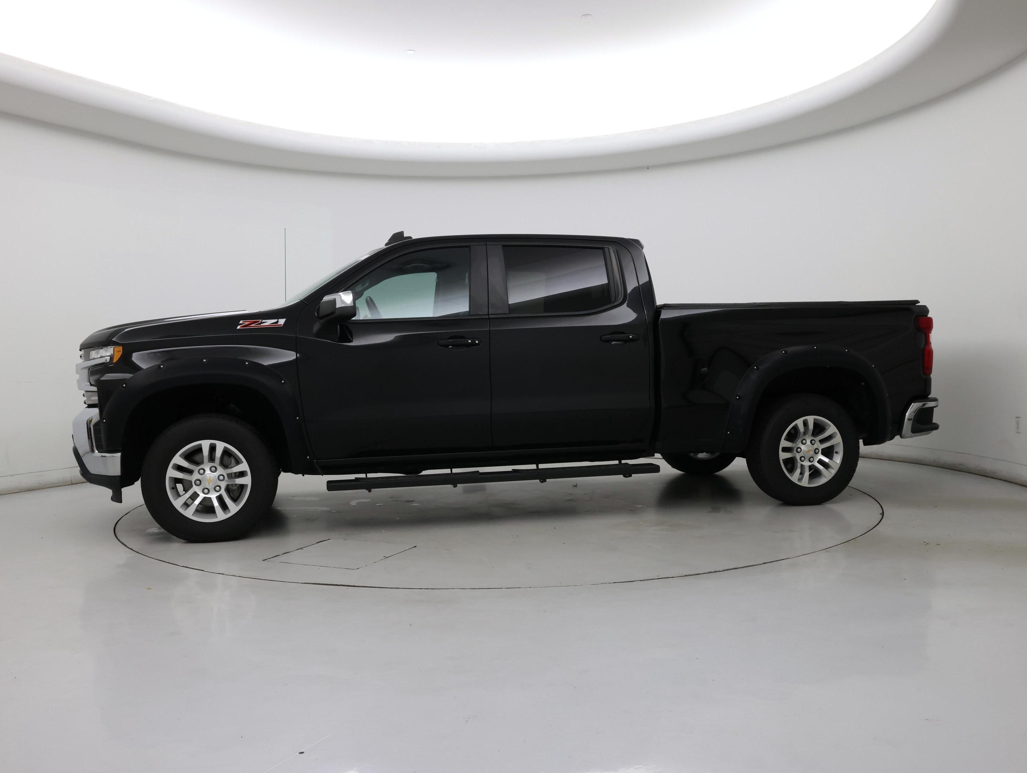 Thumbnail: 2019 Chevrolet Silverado 1500 - 3