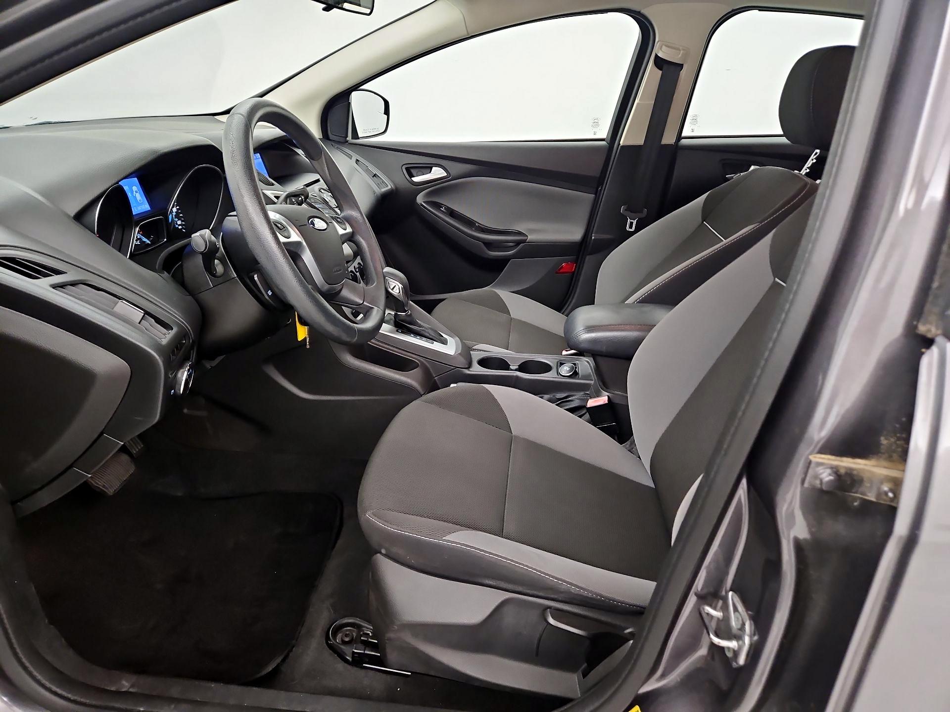 Thumbnail: 2013 Ford Focus - 11