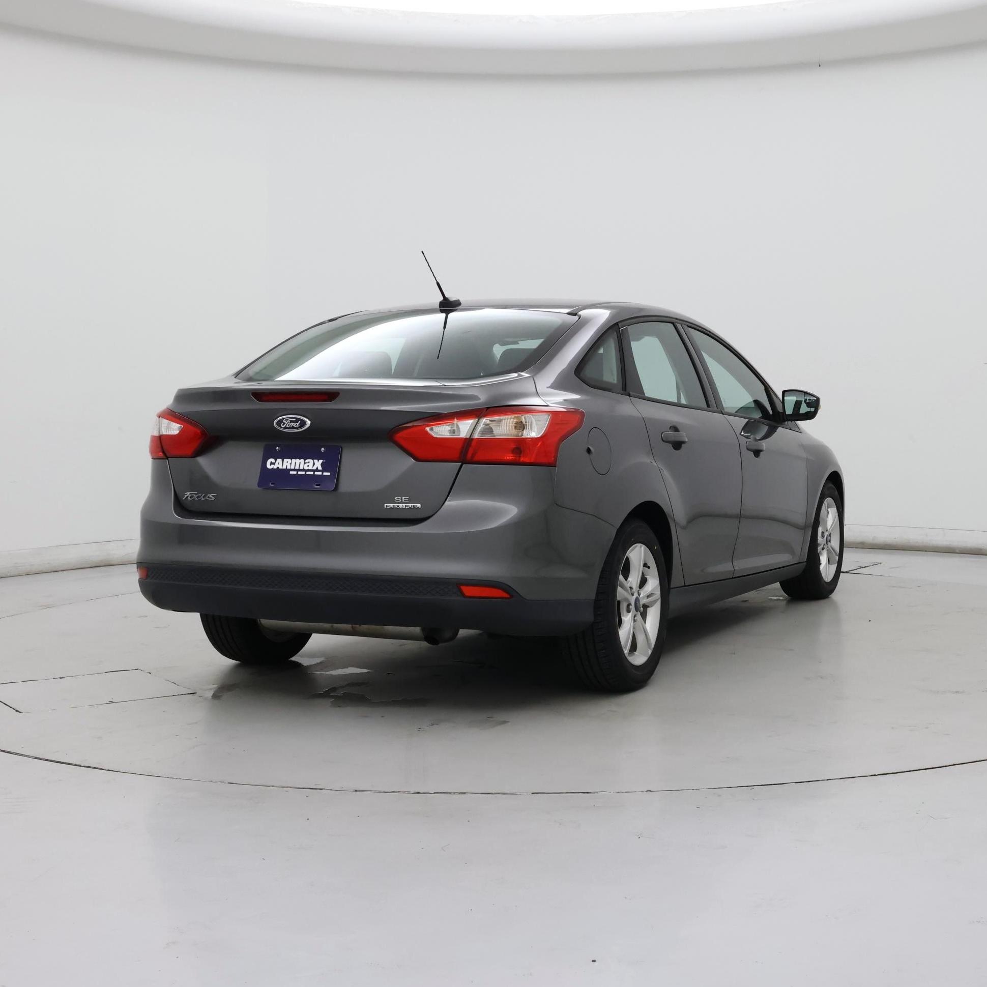 Thumbnail: 2013 Ford Focus - 8