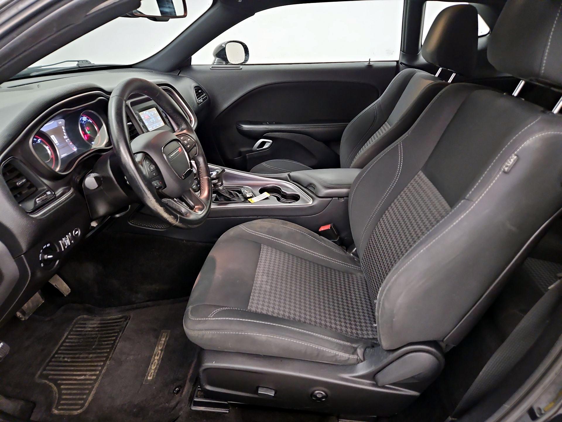 Thumbnail: 2015 Dodge Challenger - 11