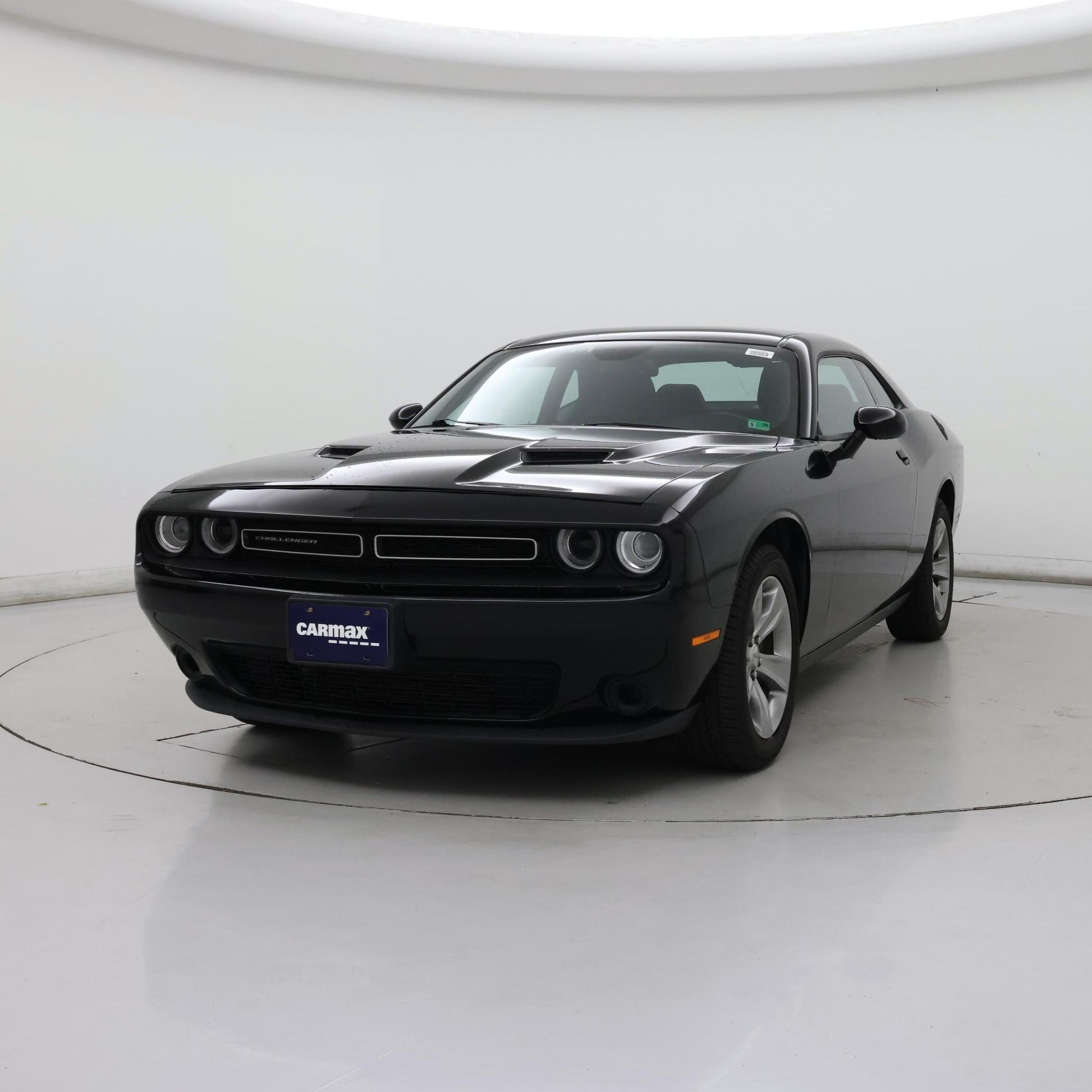 Thumbnail: 2015 Dodge Challenger - 4