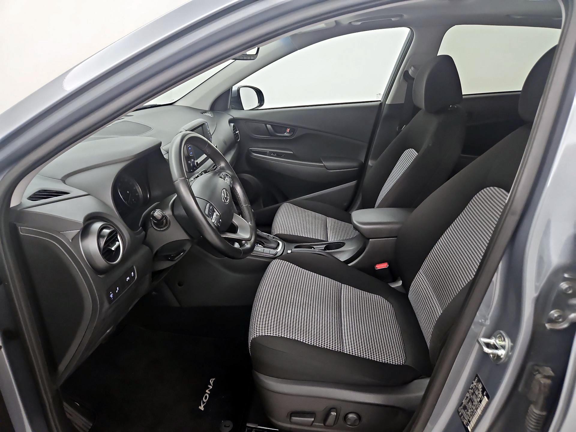 Thumbnail: 2021 Hyundai Kona - 11