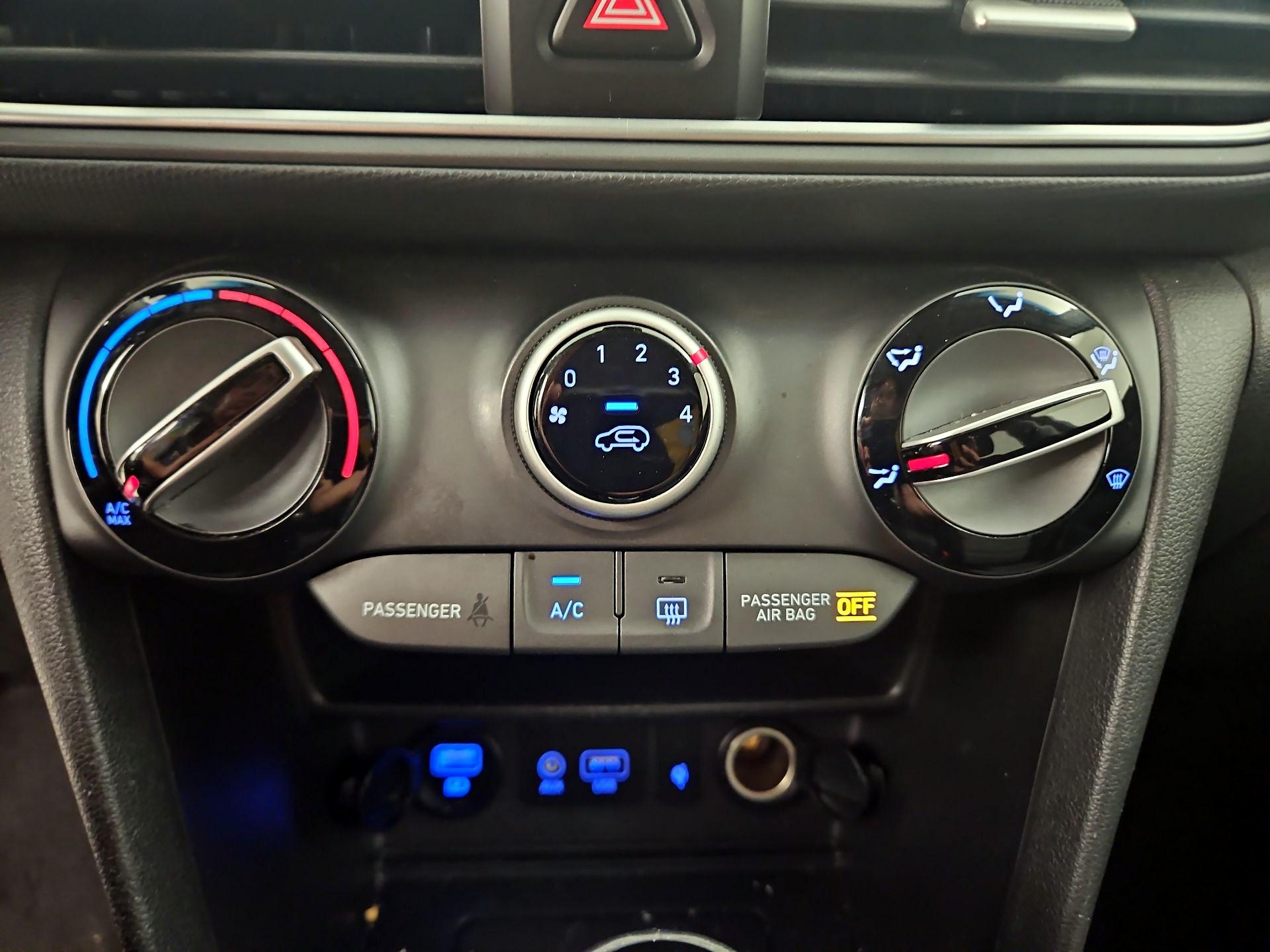 Thumbnail: 2021 Hyundai Kona - 16