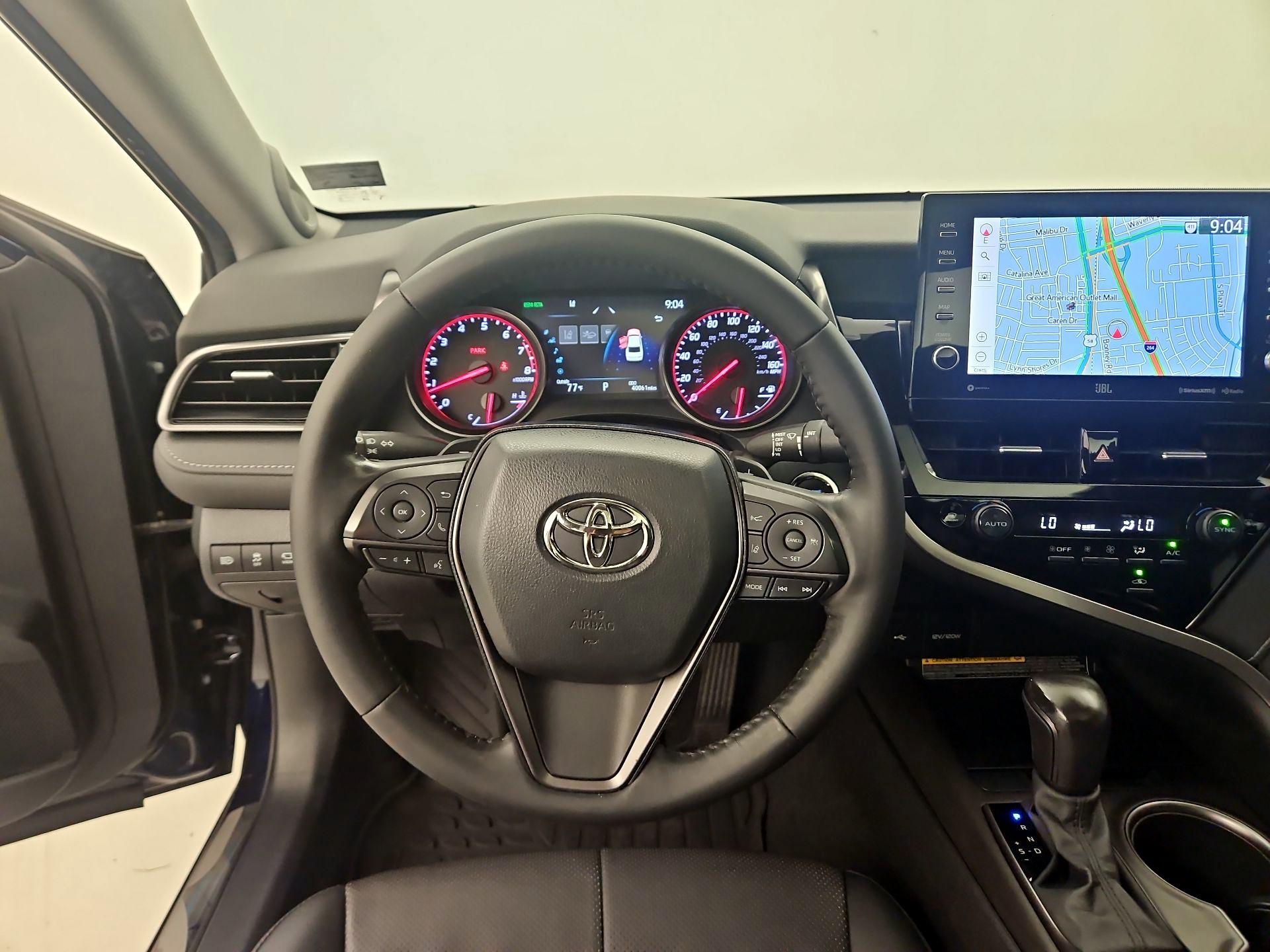 Thumbnail: 2021 Toyota Camry - 10