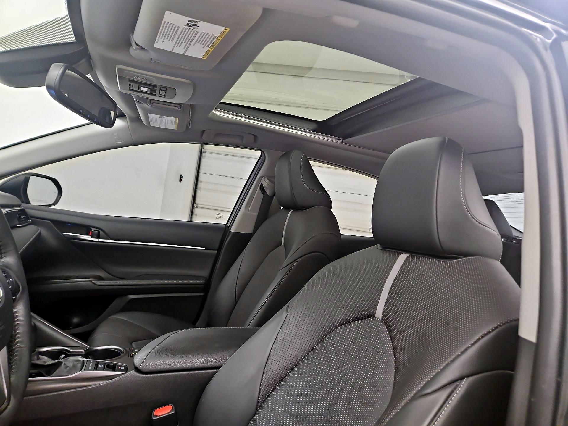 Thumbnail: 2021 Toyota Camry - 20