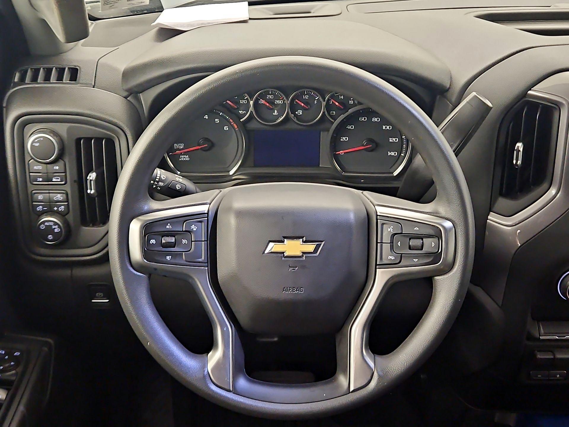 Thumbnail: 2021 Chevrolet Silverado 1500 - 10