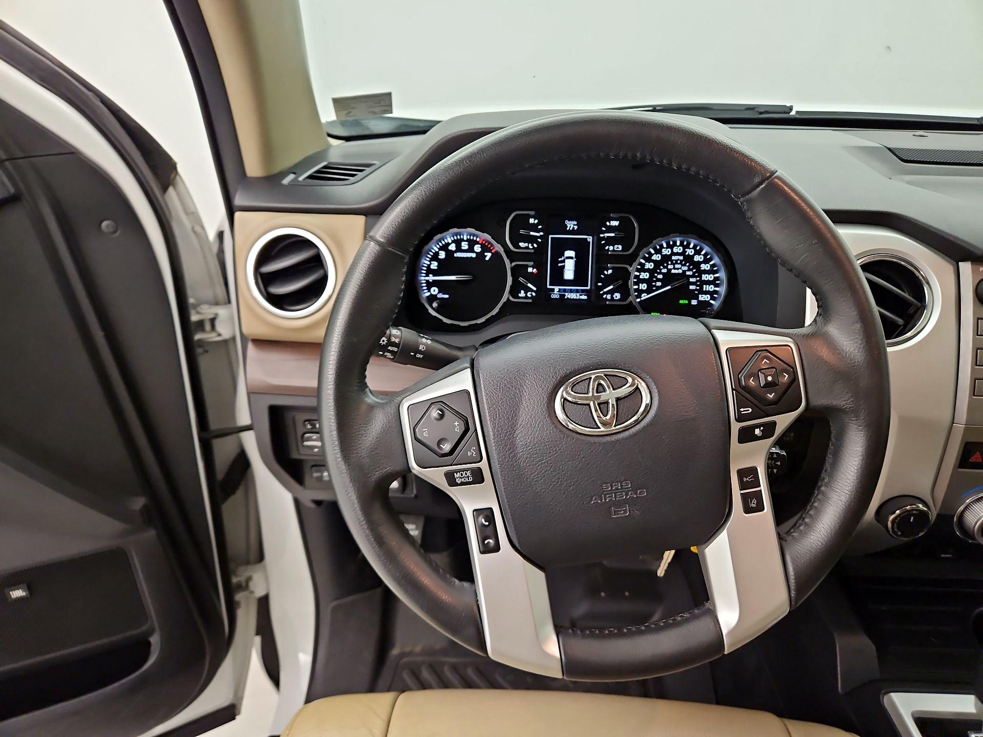 Thumbnail: 2018 Toyota Tundra - 10