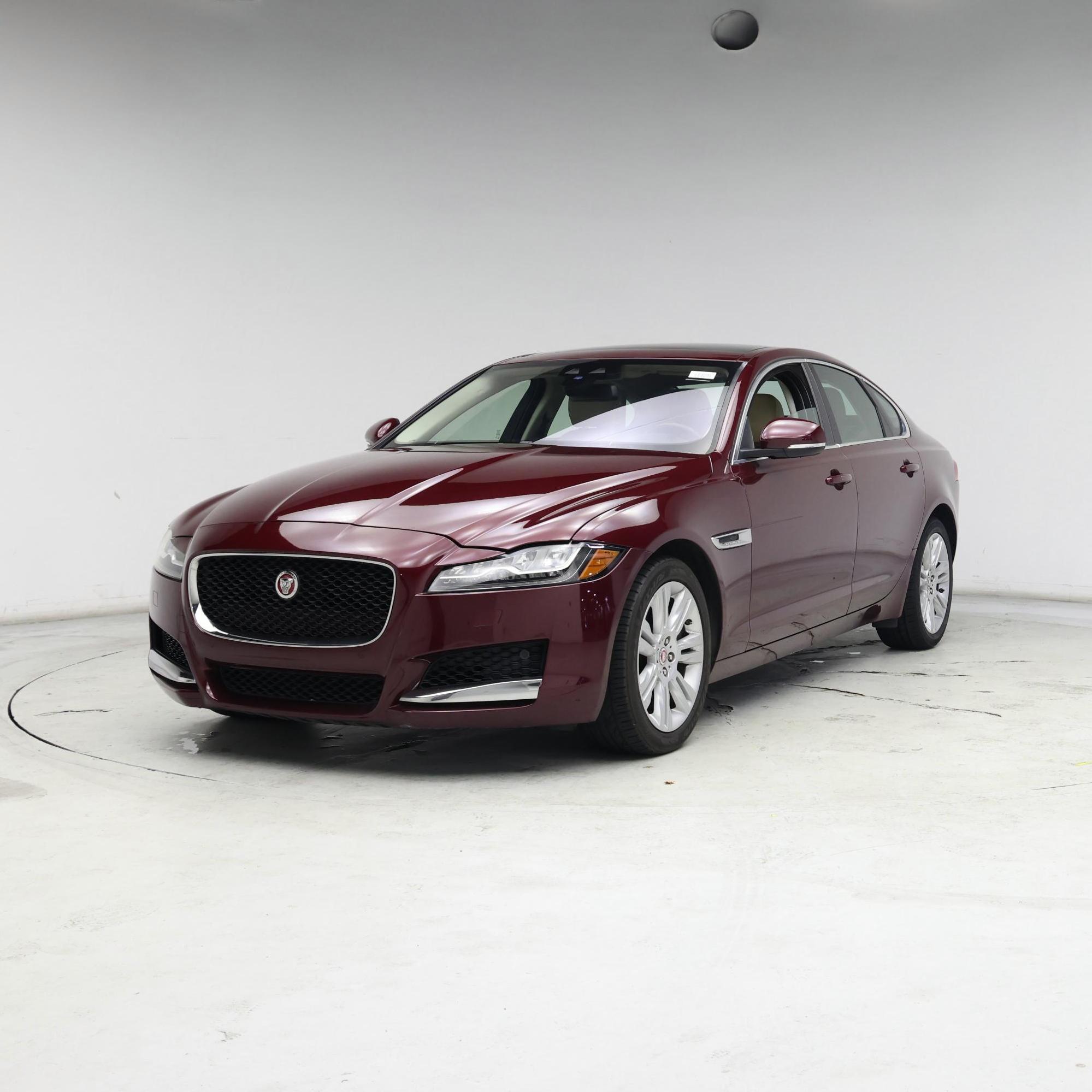 Thumbnail: 2017 Jaguar XF - 4