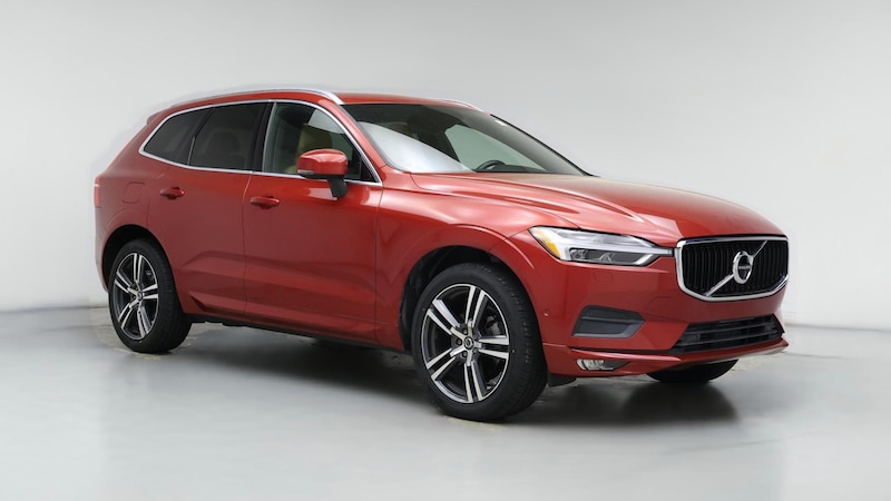 2019 Volvo XC60 T5 Momentum Hero Image