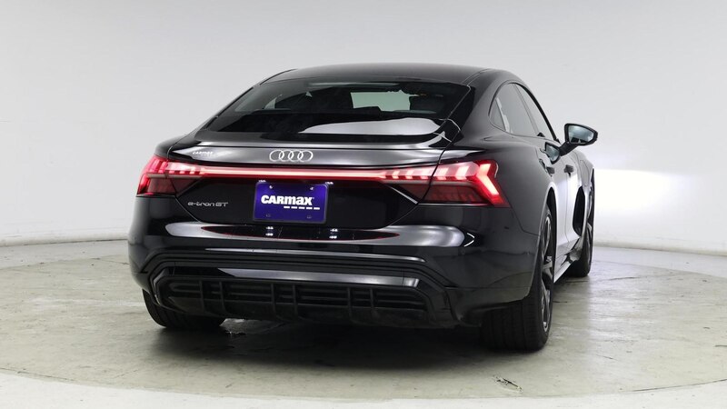2022 Audi e-tron GT Prestige 8