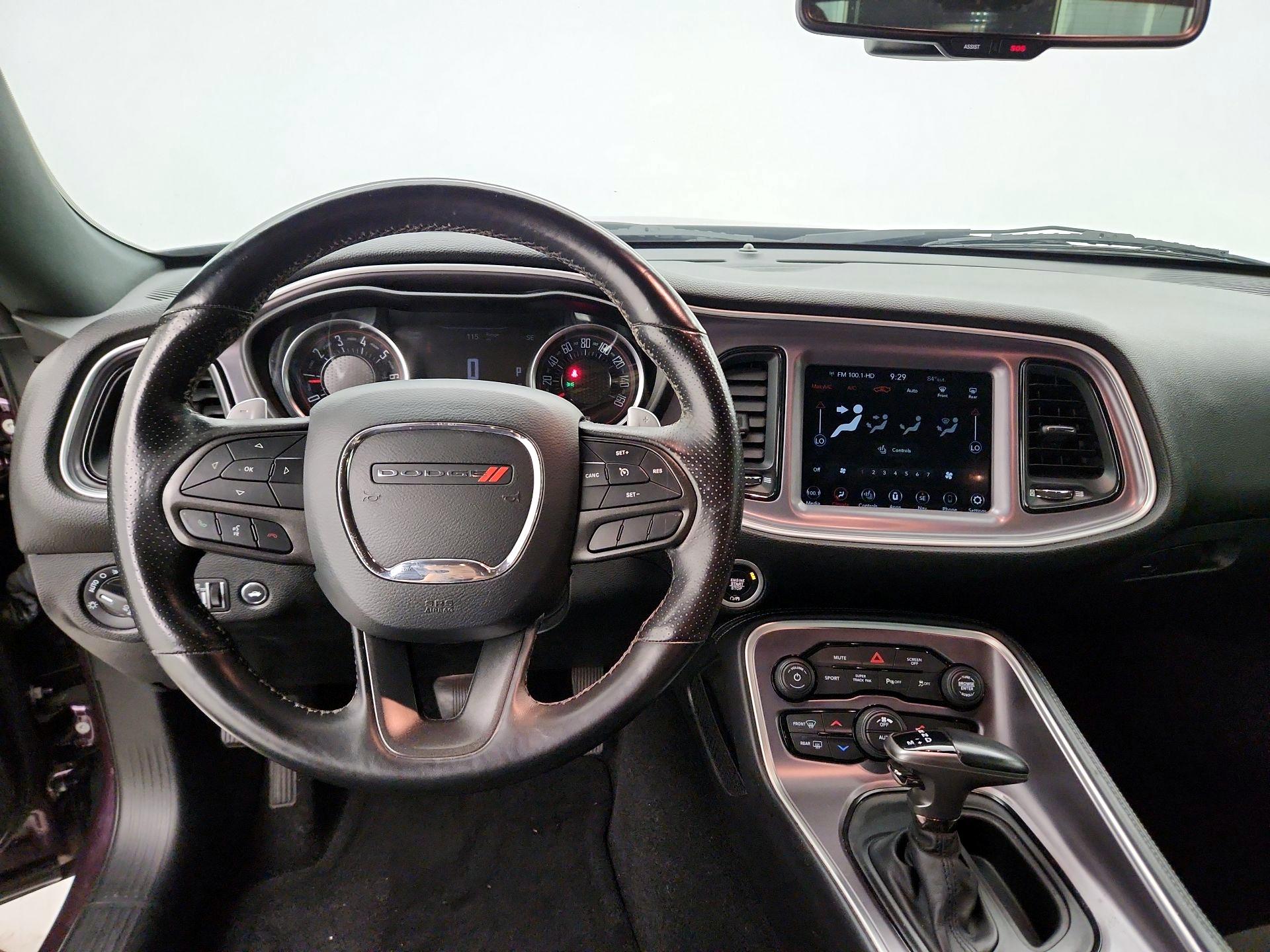 Thumbnail: 2020 Dodge Challenger - 9