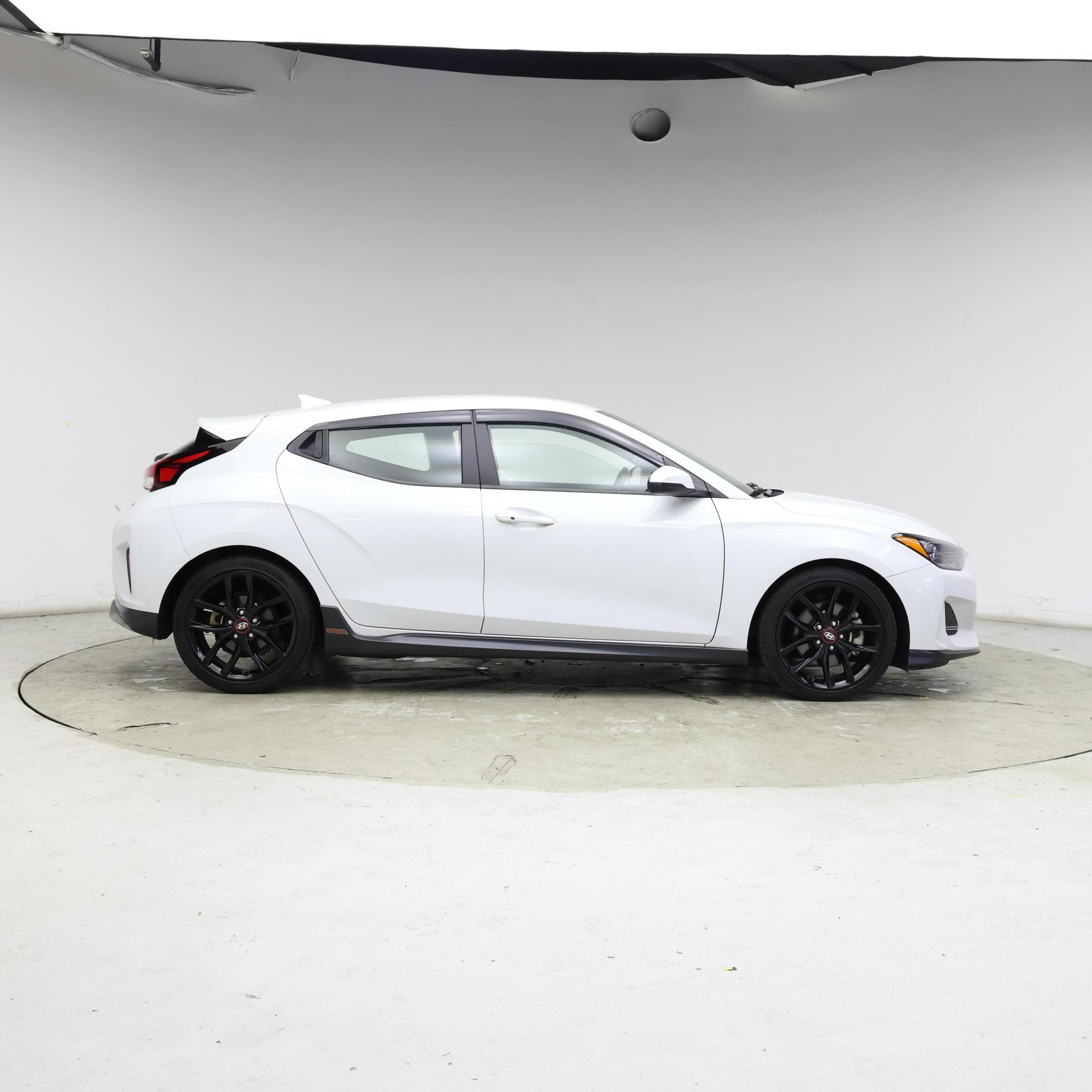 Thumbnail: 2019 Hyundai Veloster - 7