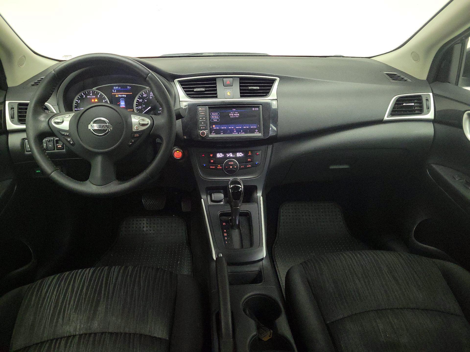 Thumbnail: 2019 Nissan Sentra - 9