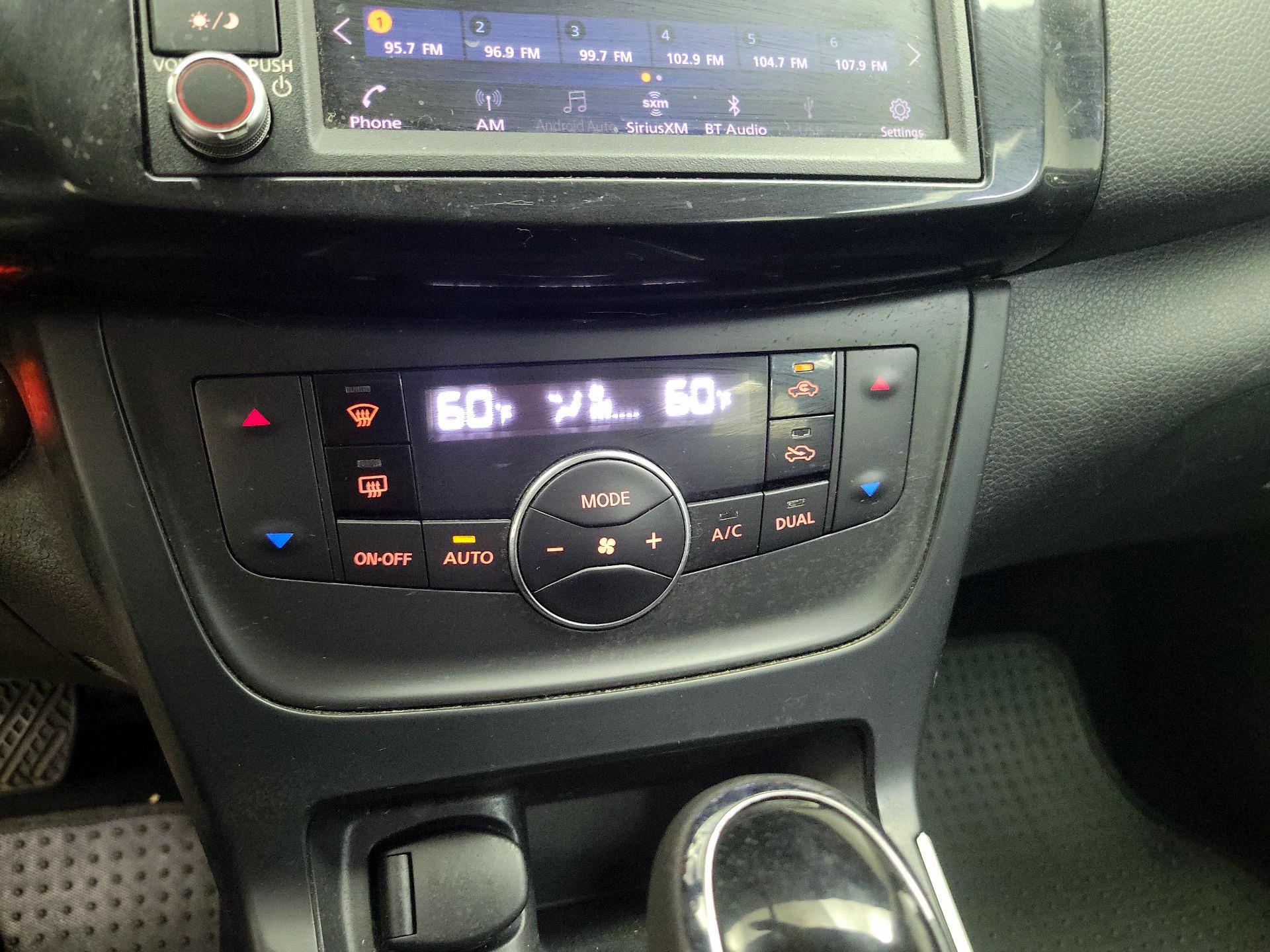Thumbnail: 2019 Nissan Sentra - 16