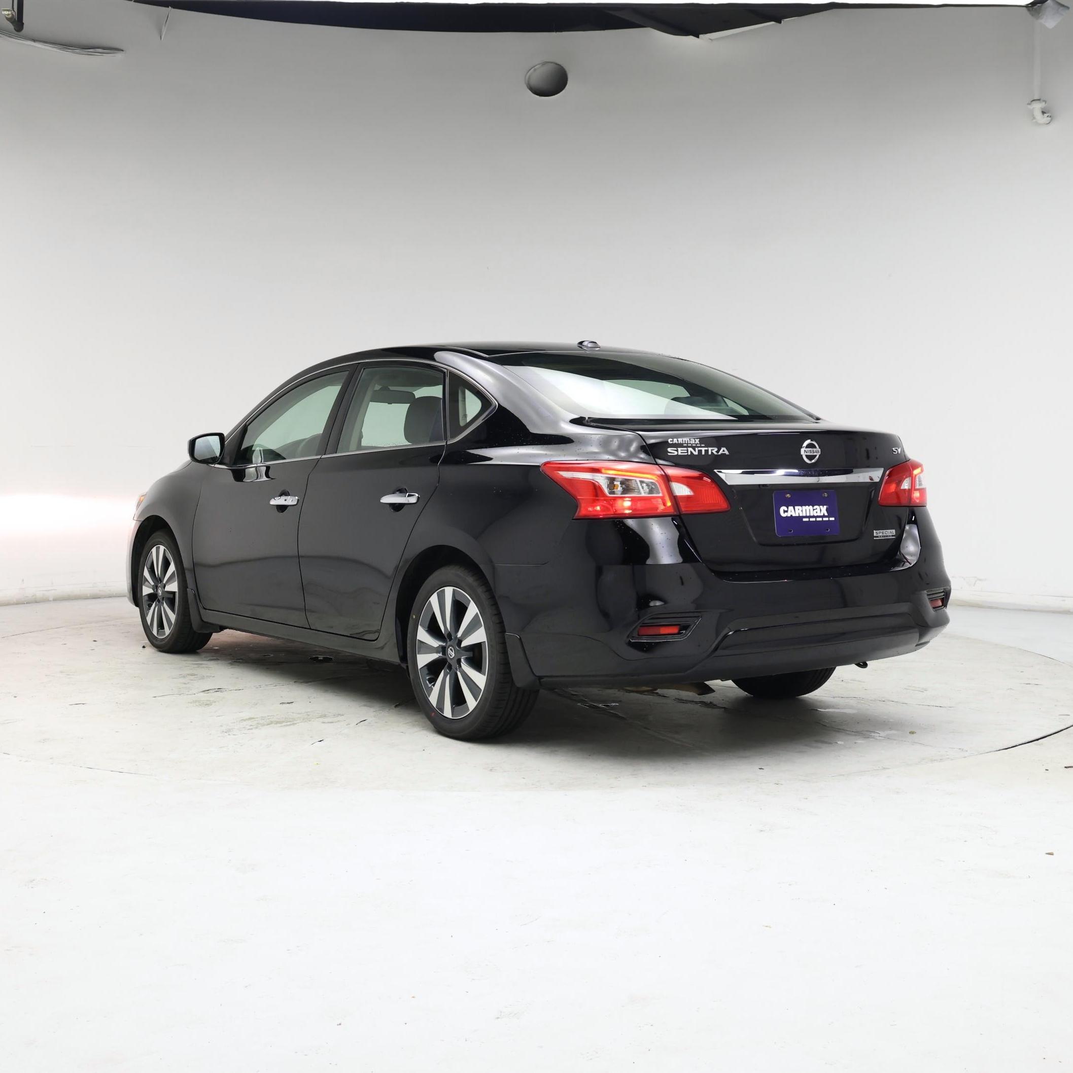 Thumbnail: 2019 Nissan Sentra - 2