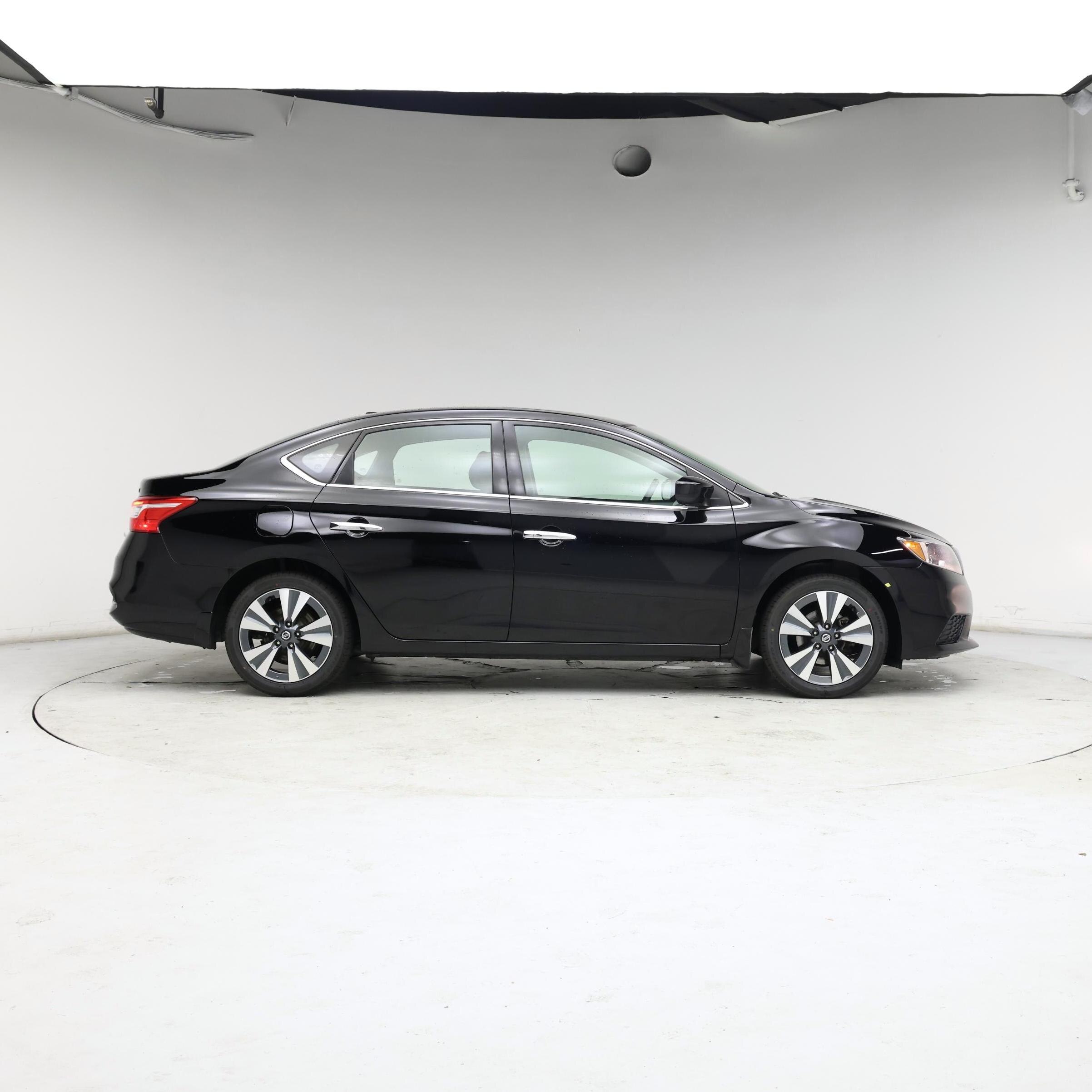 Thumbnail: 2019 Nissan Sentra - 7