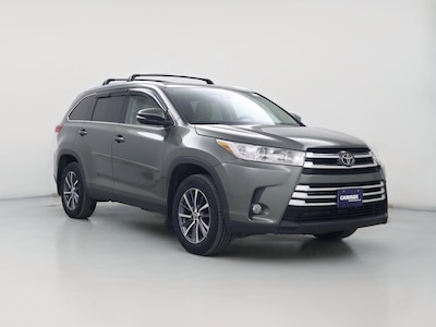 2019 Toyota Highlander XLE -
                Maple Shade, NJ