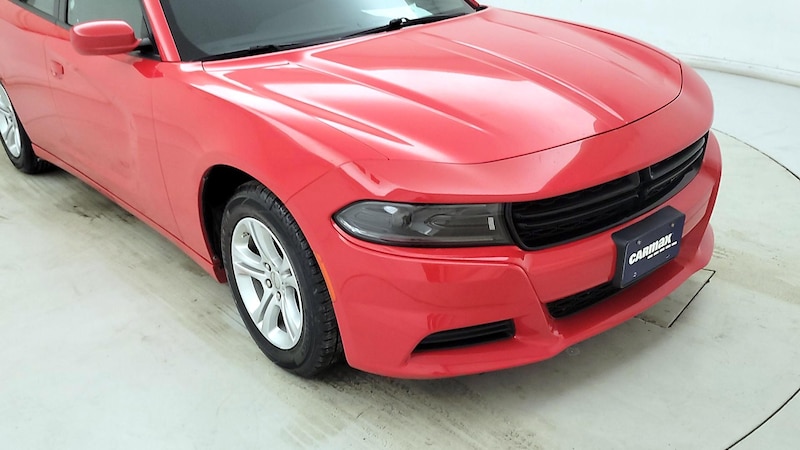 2022 Dodge Charger SXT Hero Image