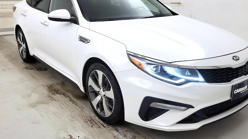 2019 Kia Optima S Hero Image