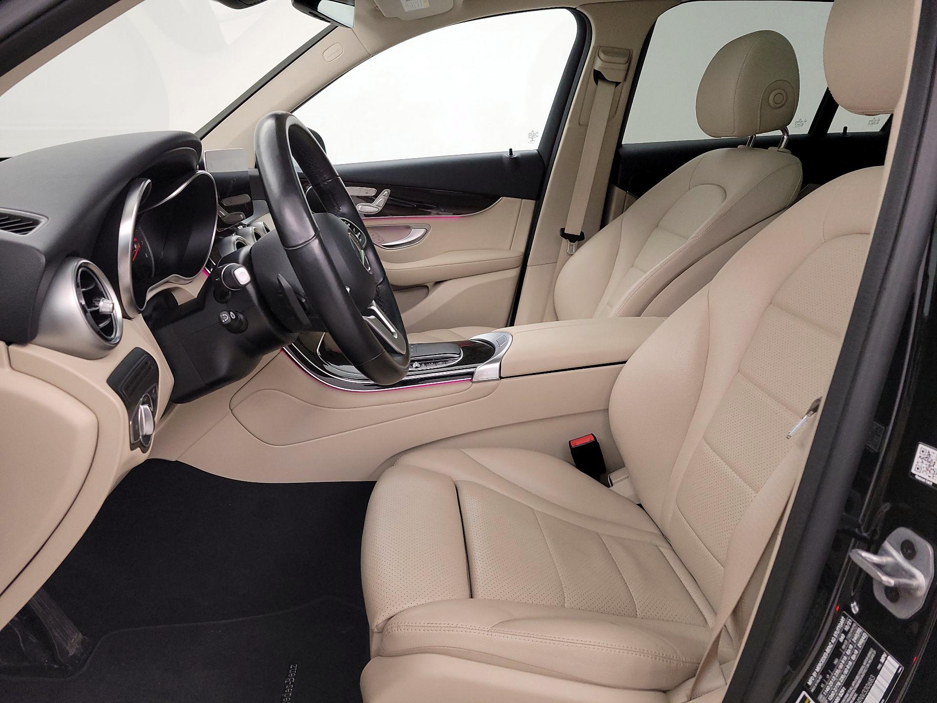 Thumbnail: 2022 Mercedes-Benz GLC - 11