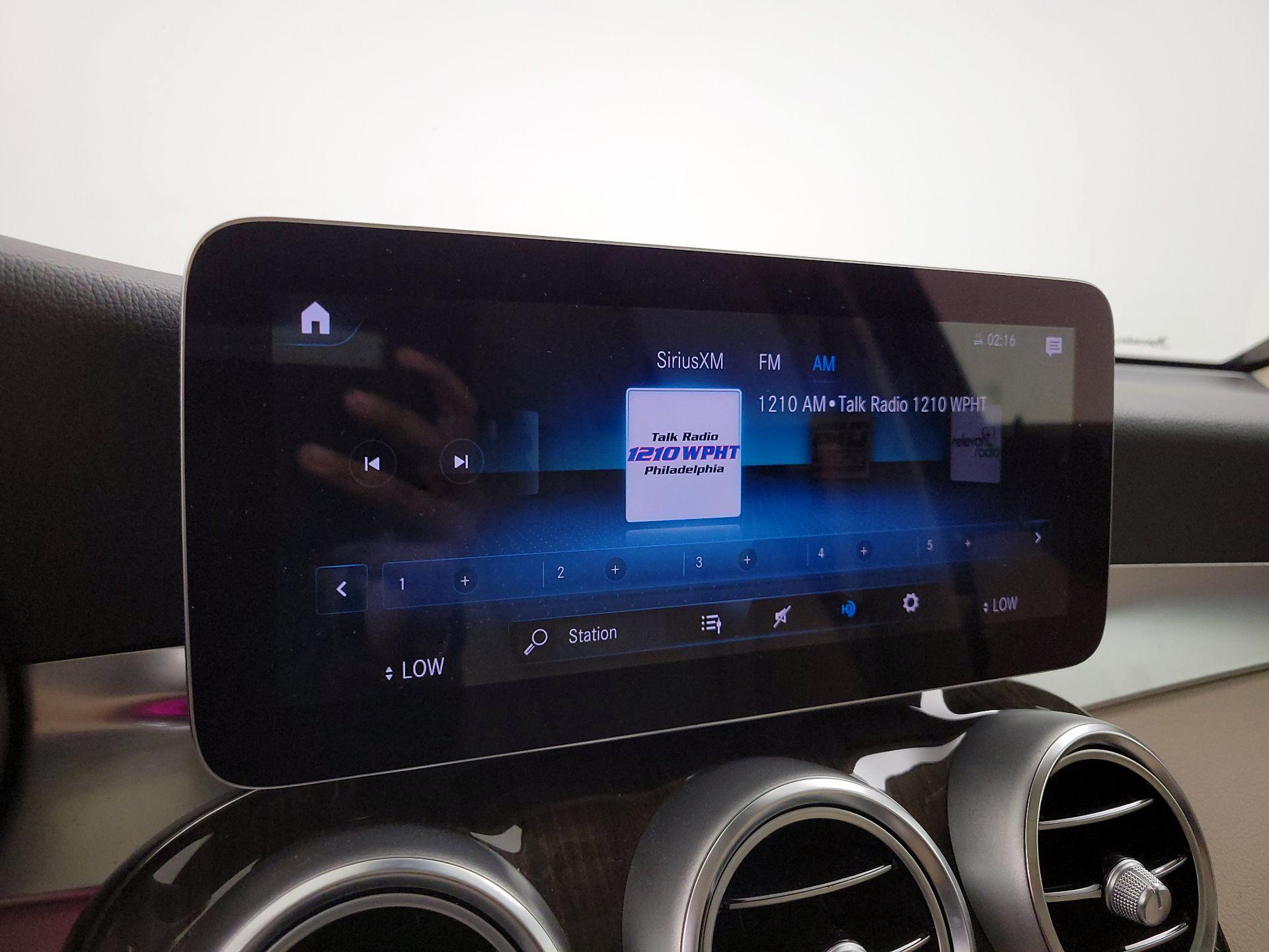 Thumbnail: 2022 Mercedes-Benz GLC - 16