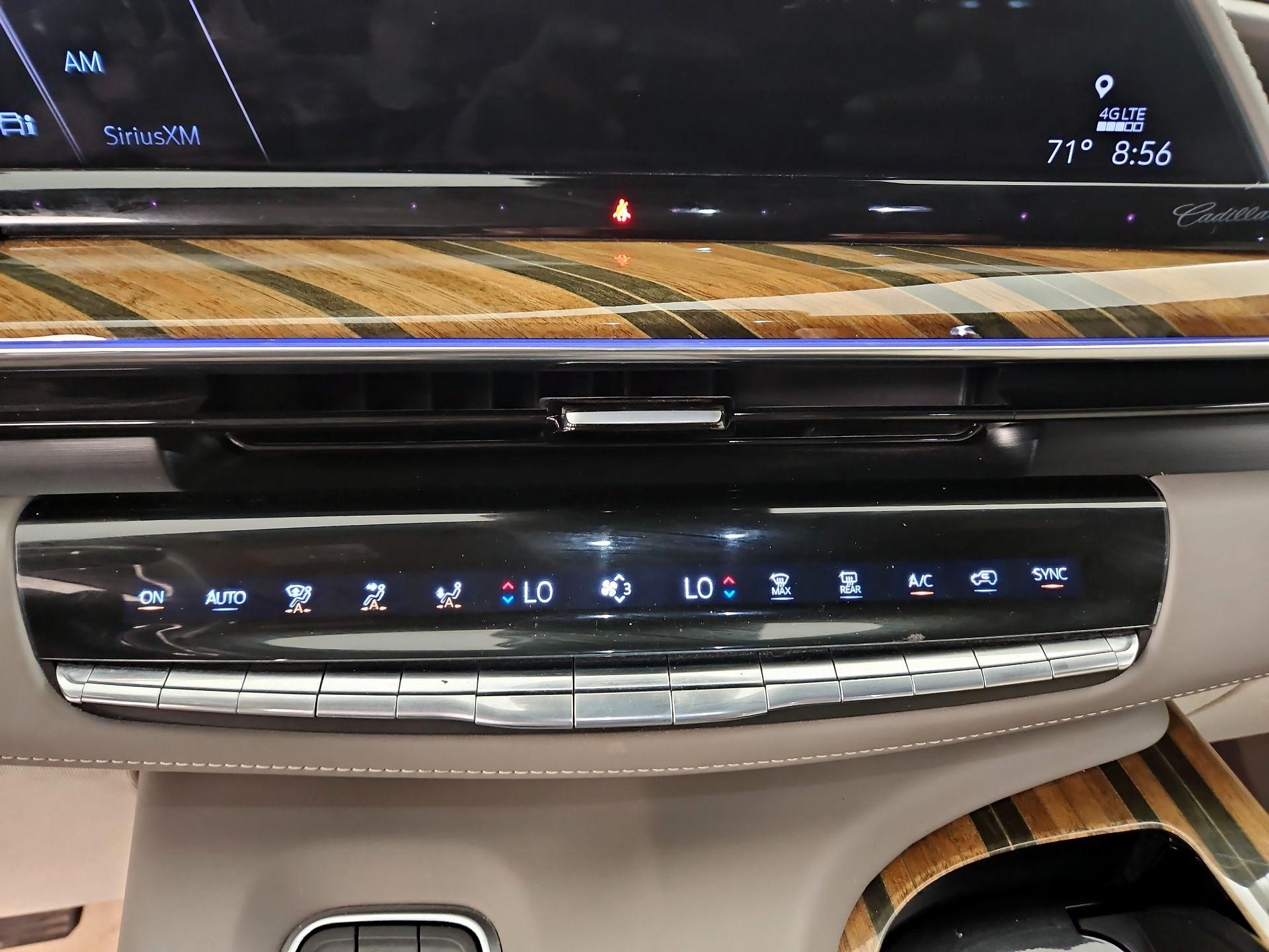 Thumbnail: 2022 Cadillac Escalade - 17