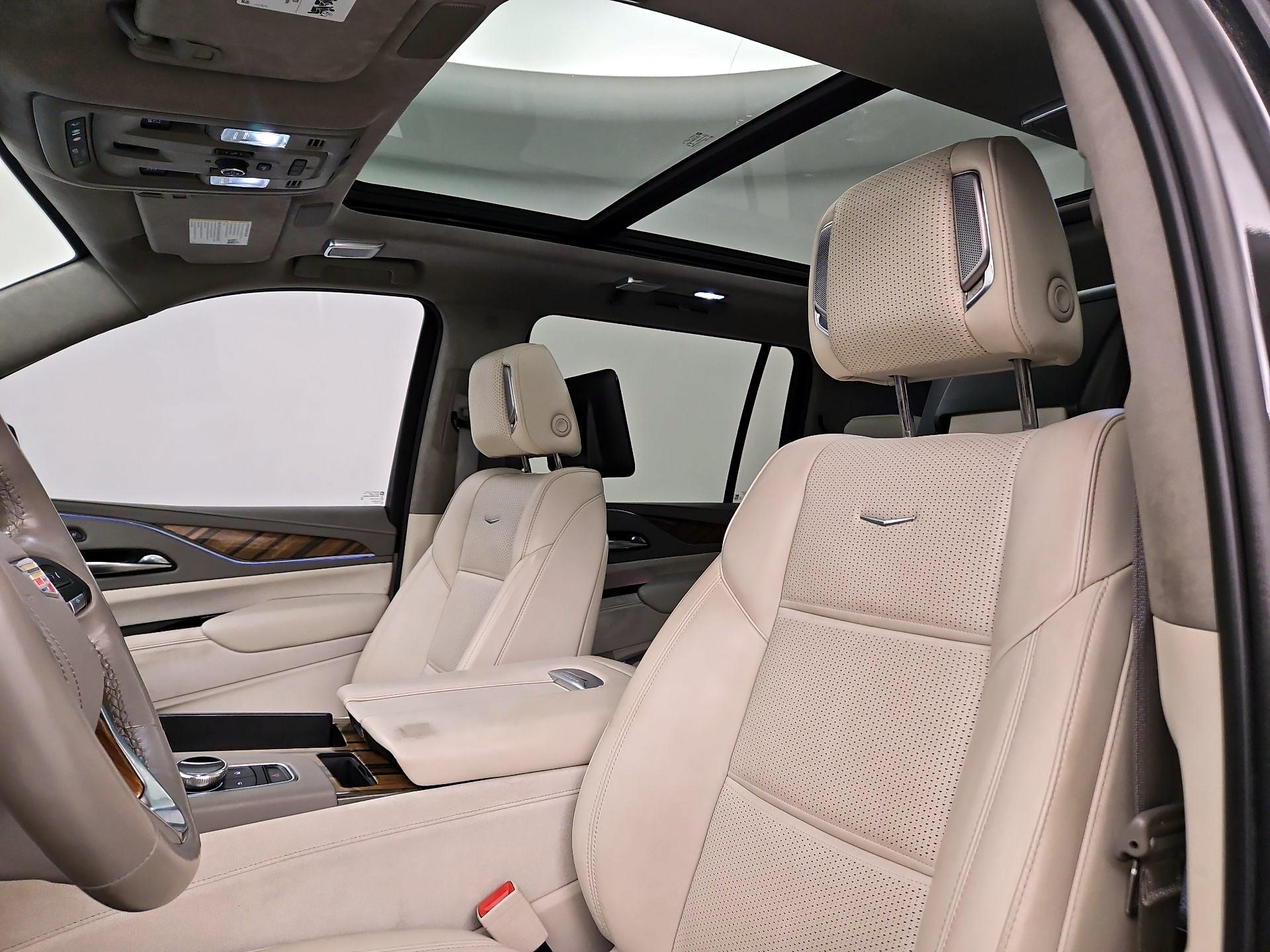 Thumbnail: 2022 Cadillac Escalade - 20