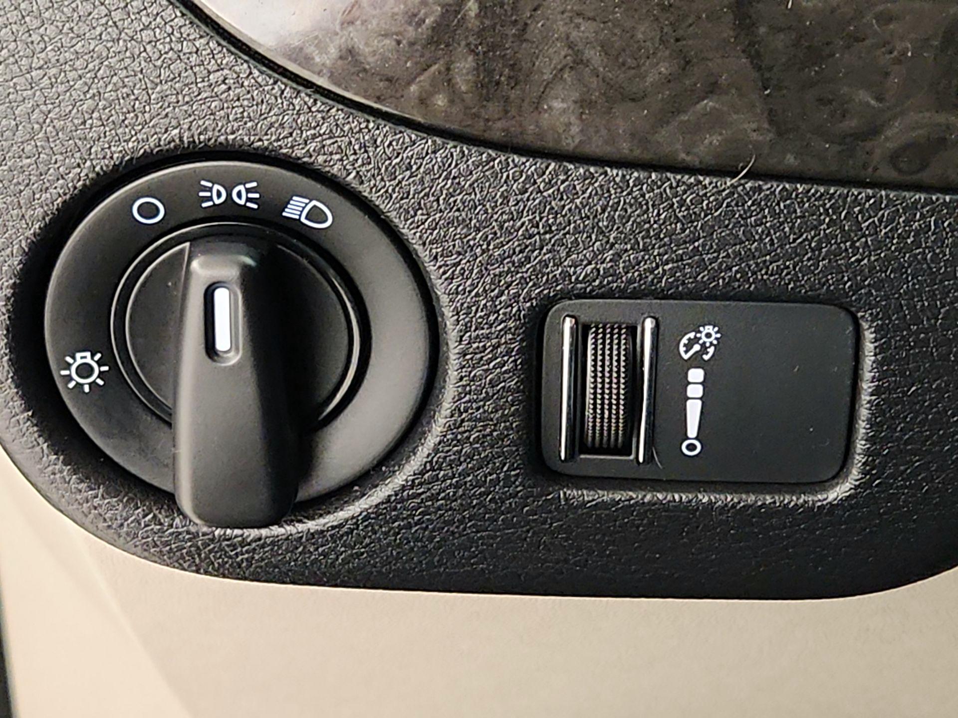 Thumbnail: 2019 Dodge Grand Caravan - 13