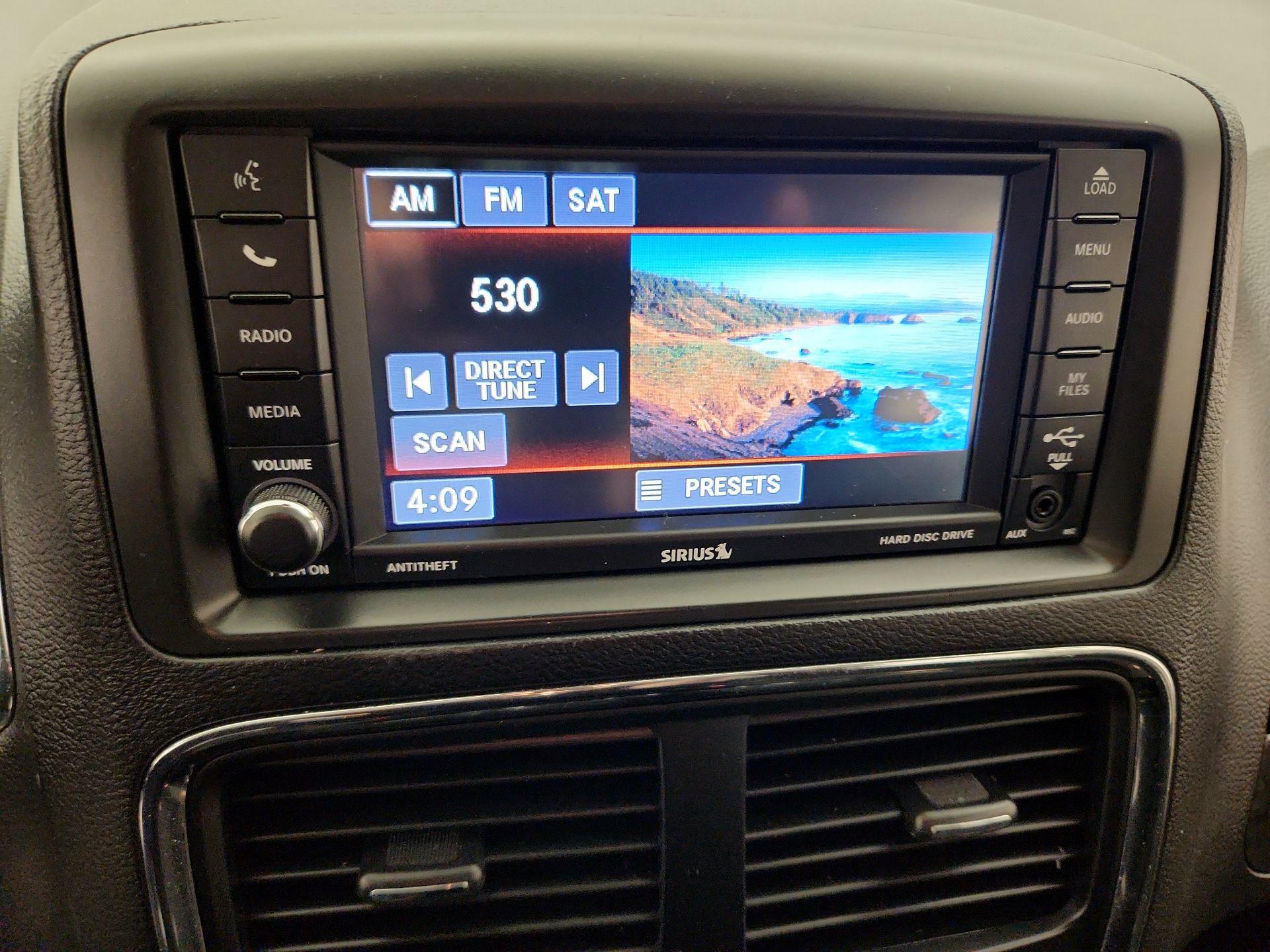 Thumbnail: 2019 Dodge Grand Caravan - 15