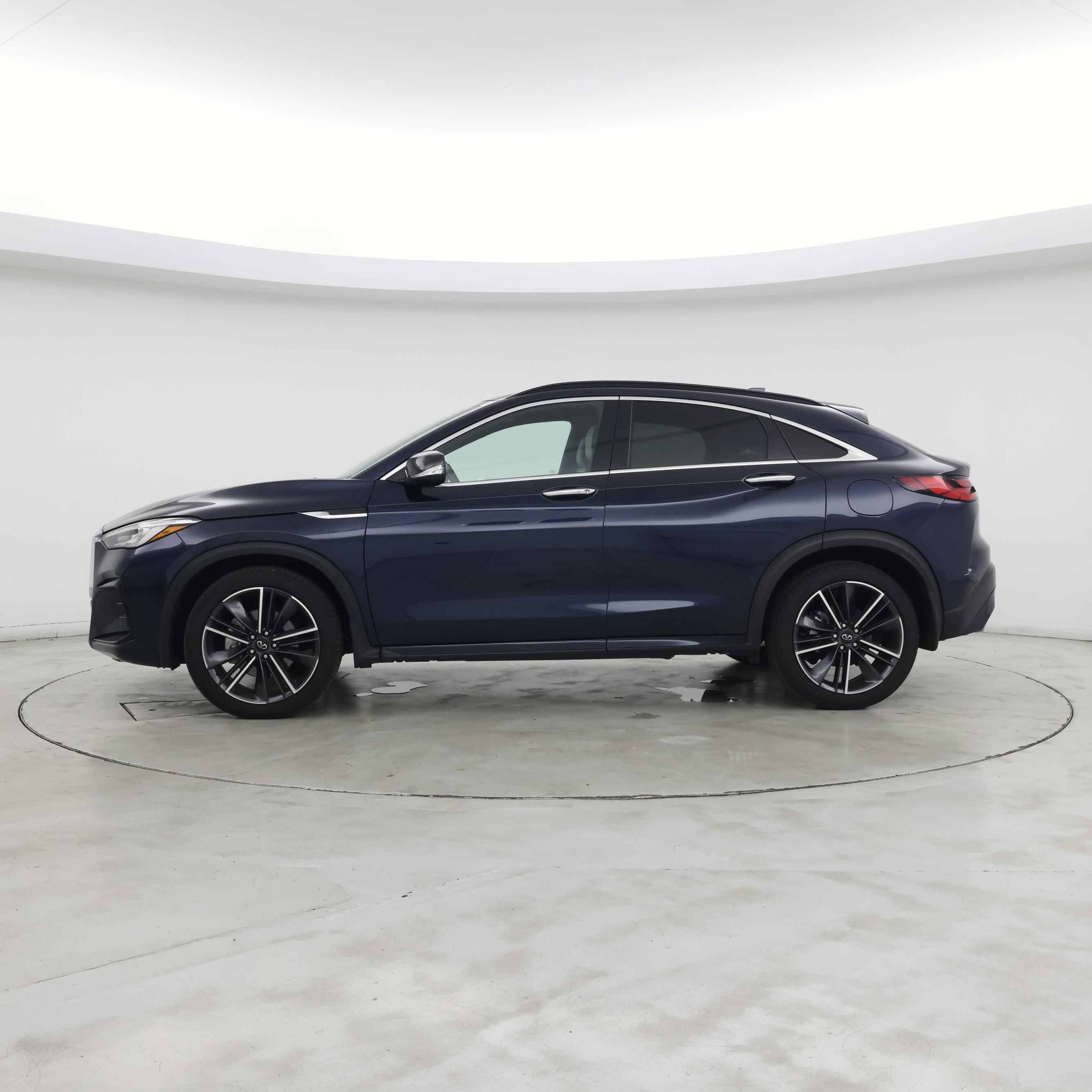 Thumbnail: 2022 INFINITI QX55 - 3