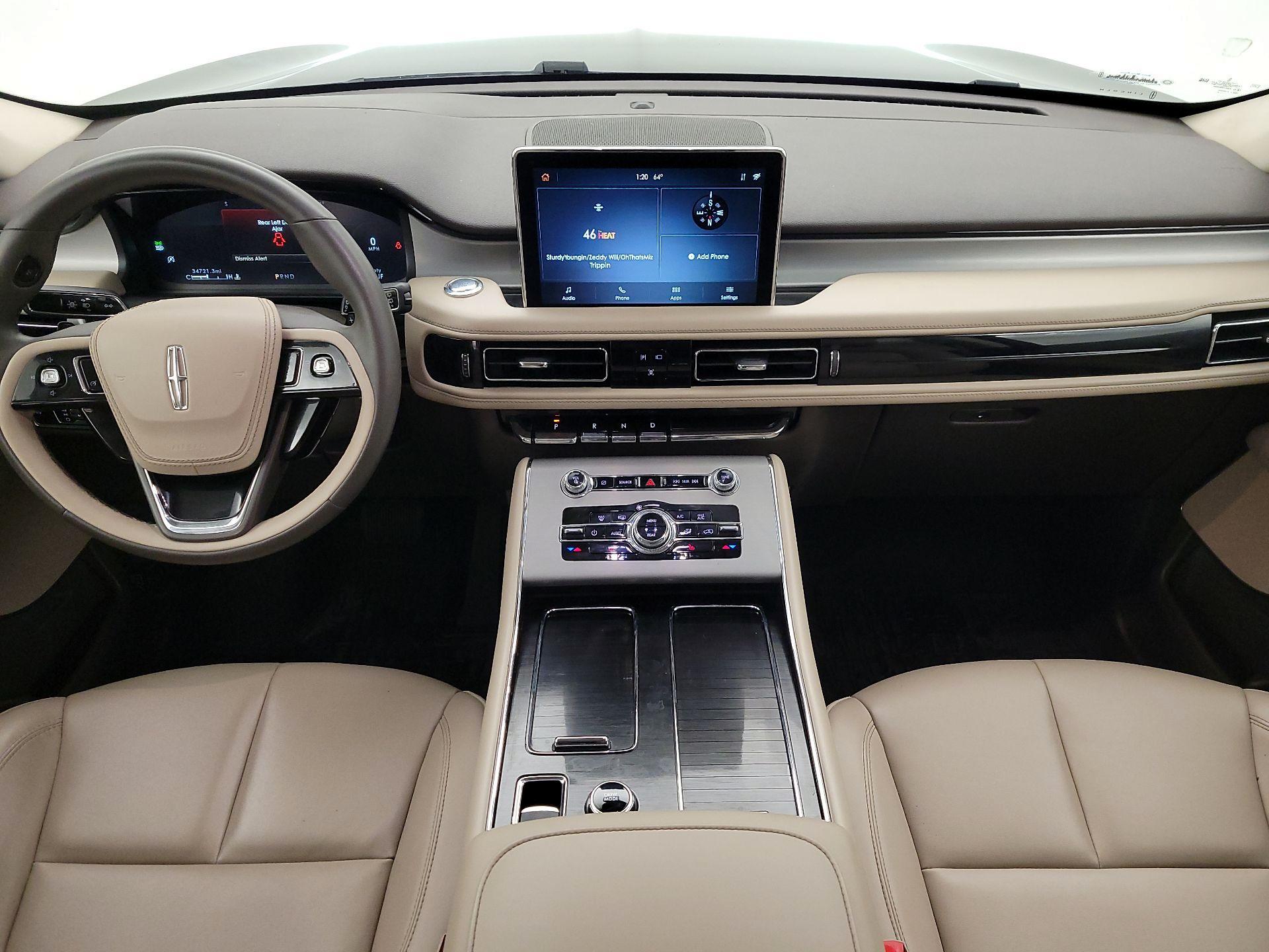 Thumbnail: 2022 Lincoln Aviator - 9