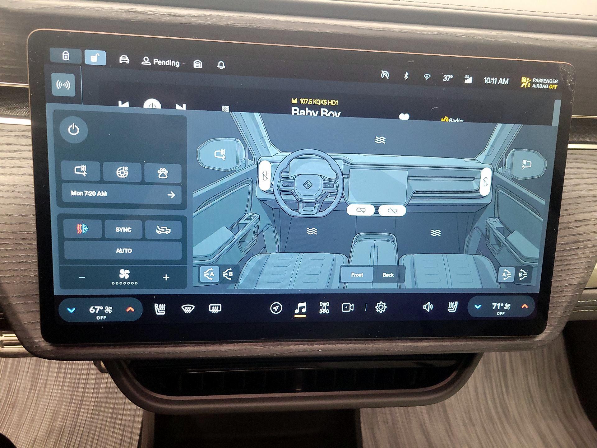 Thumbnail: 2023 Rivian R1T - 17