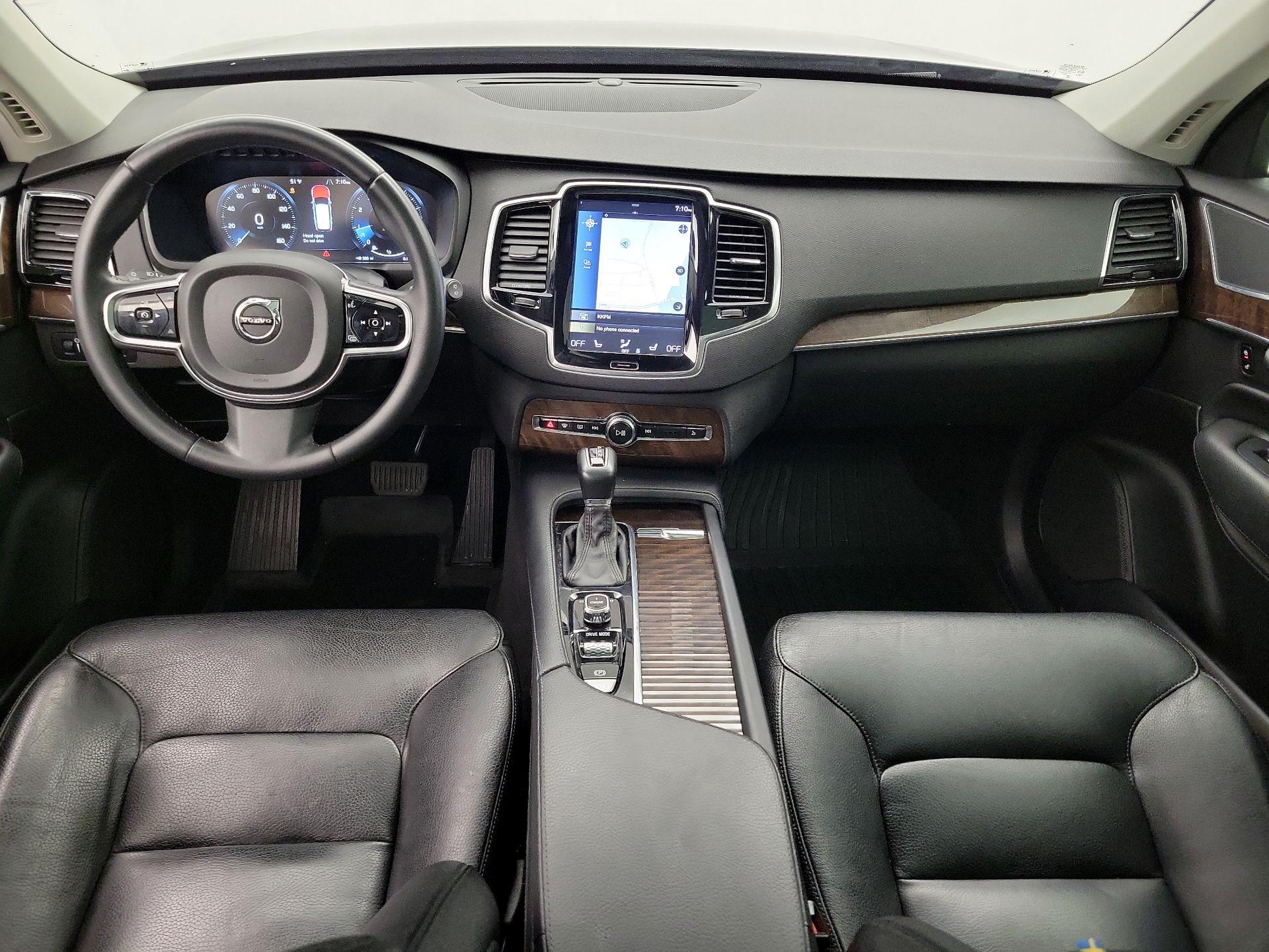 Thumbnail: 2016 Volvo XC90 - 9