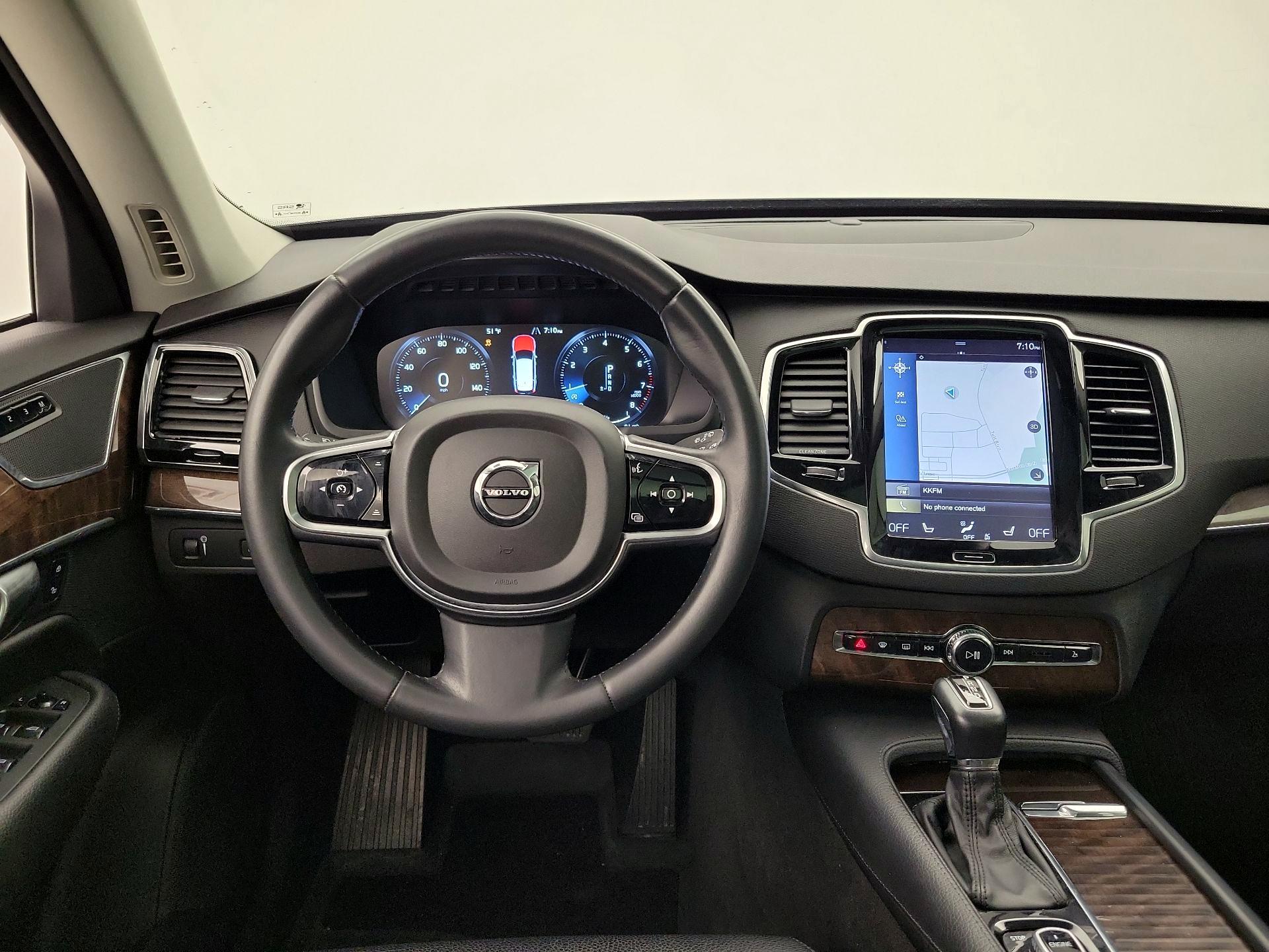 Thumbnail: 2016 Volvo XC90 - 10